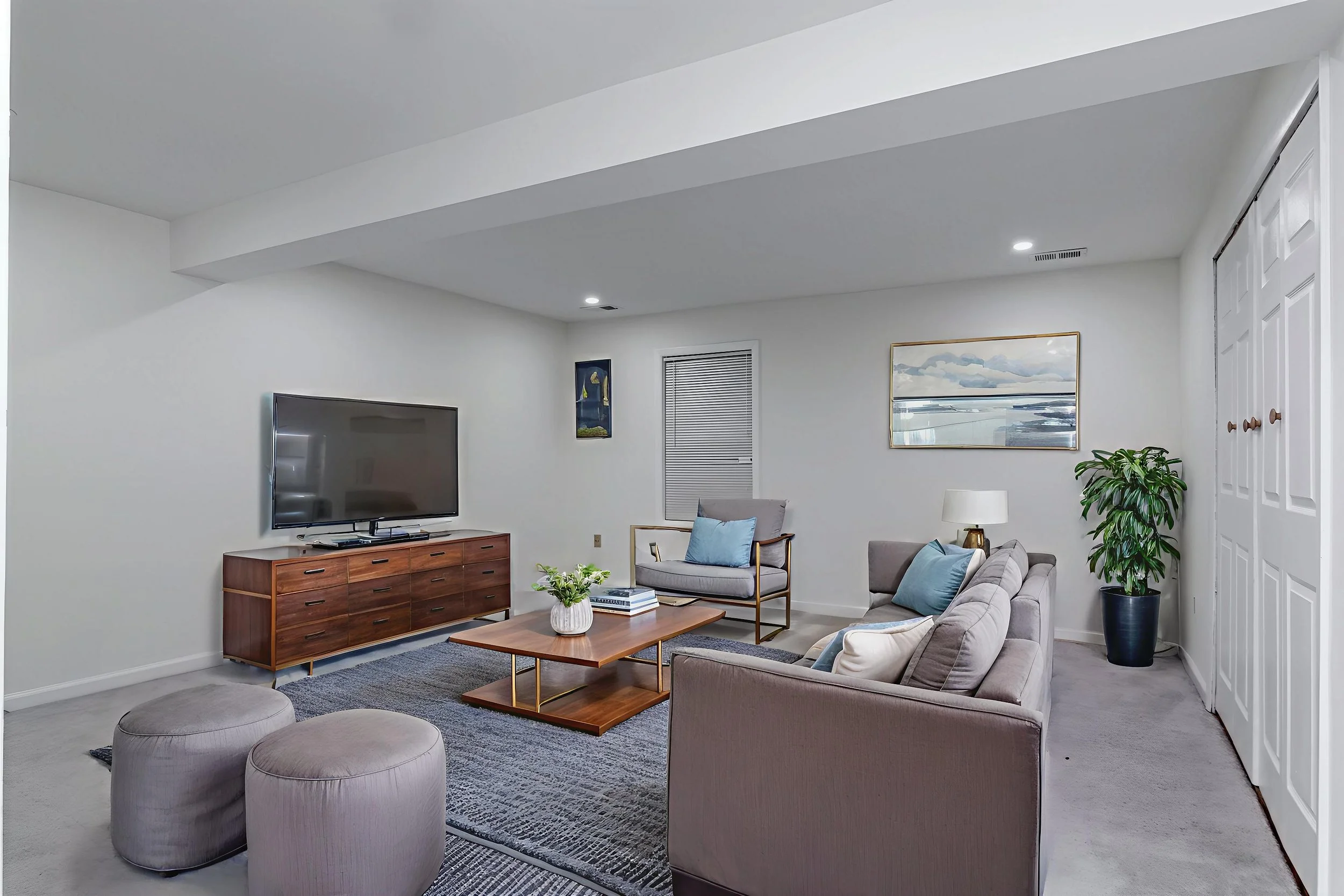 35-print-EREM-61_2 virtually staged.jpeg