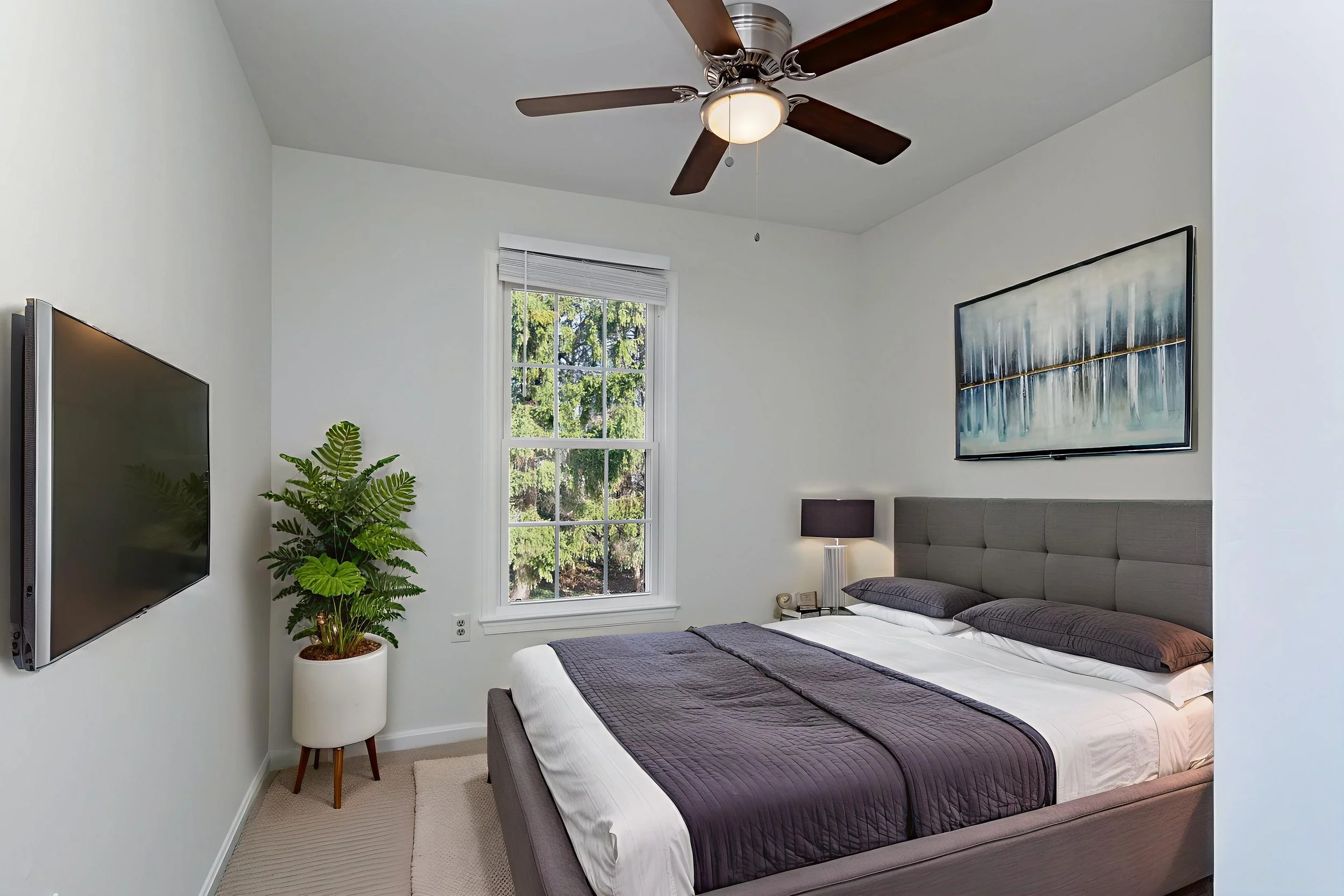 28-print-EREM-51_2 virtually staged.jpeg