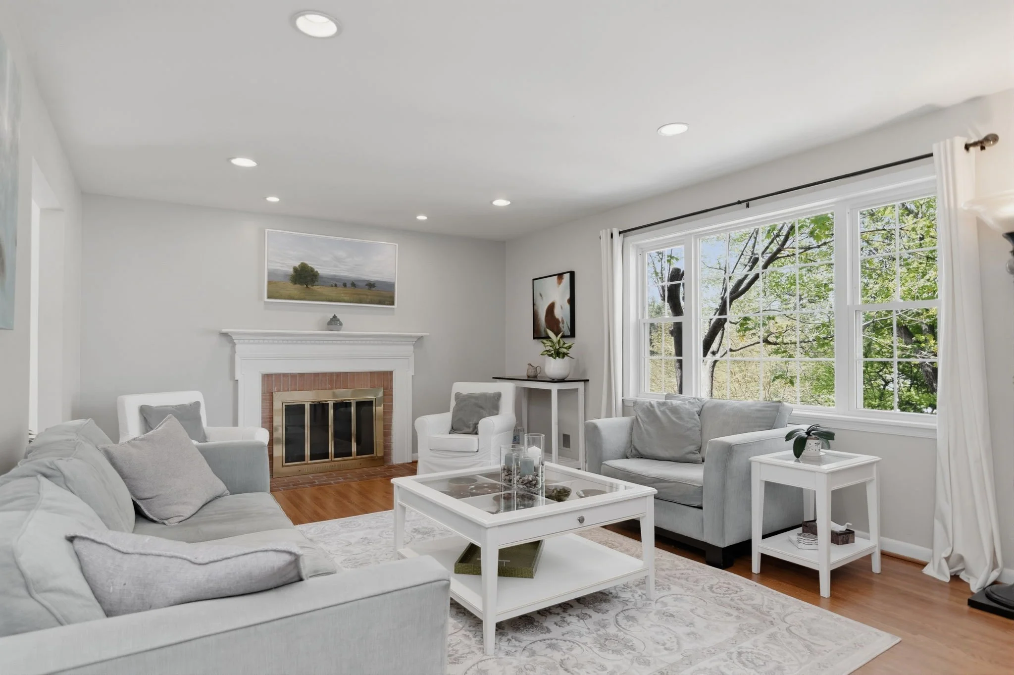 08-samantha-bard-13703-penwith-ct-living-room-brick-fireplace-hardwood-floors-chantilly-va-20151.jpg