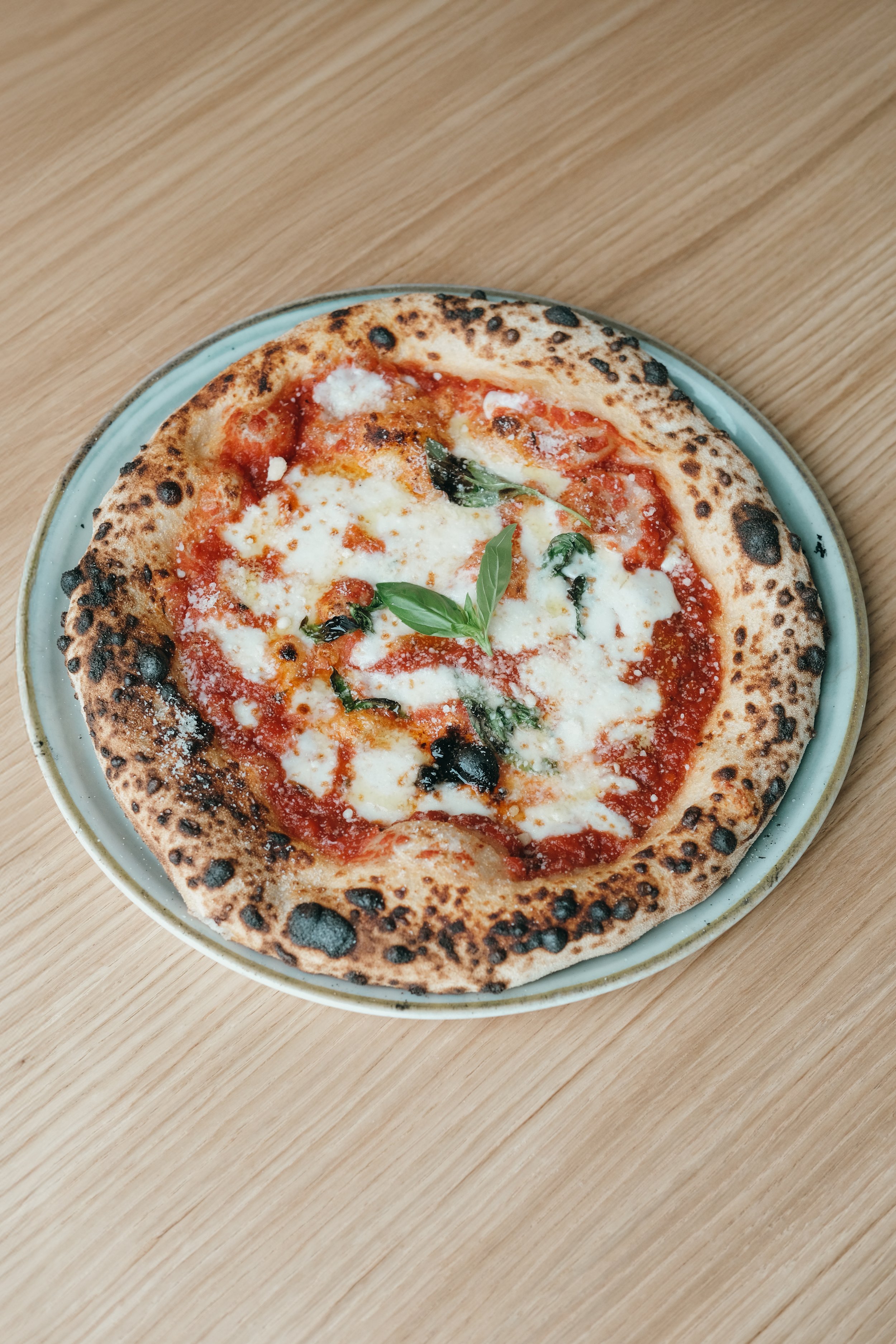 pizza margherita 5.jpg