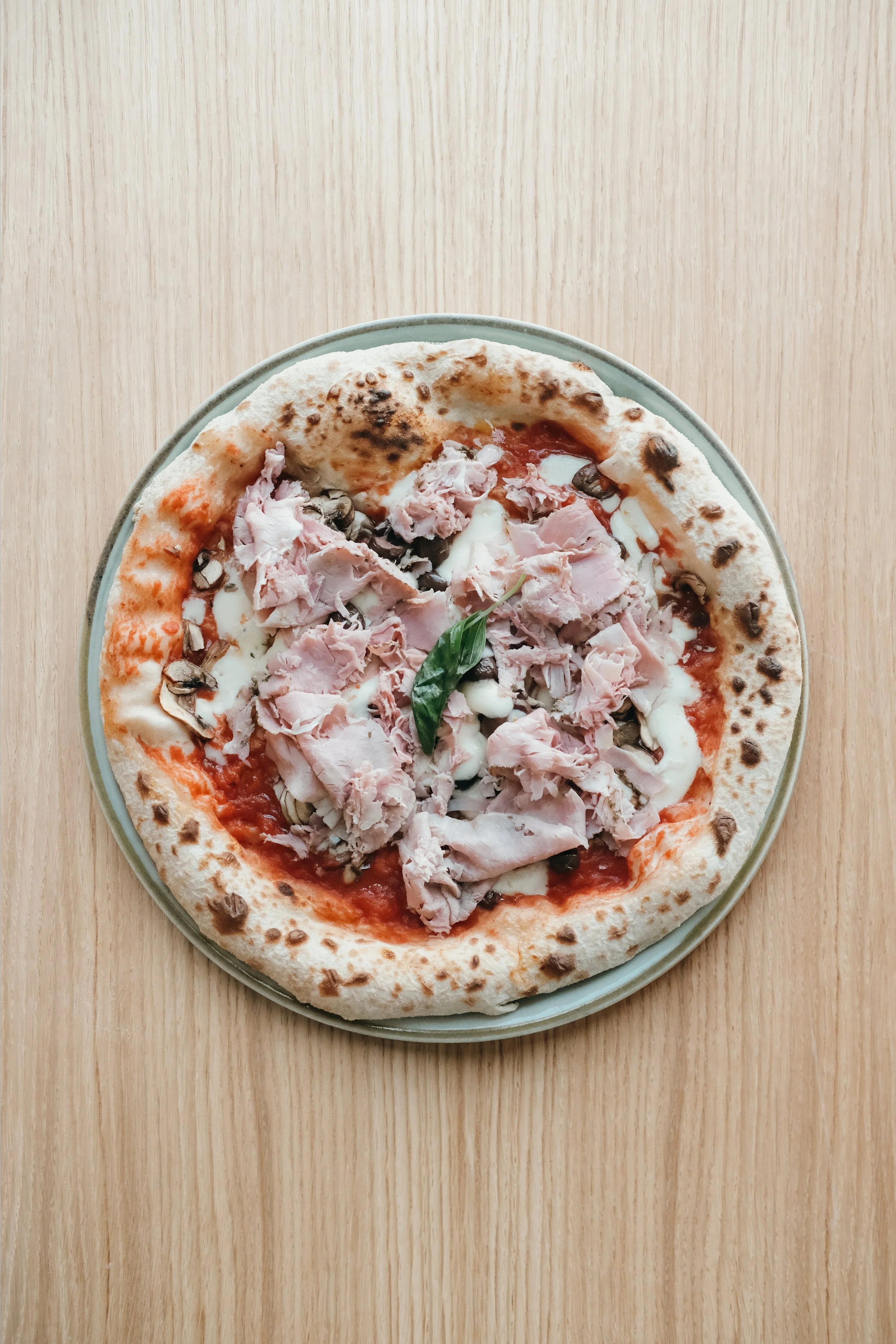 Pizza regina