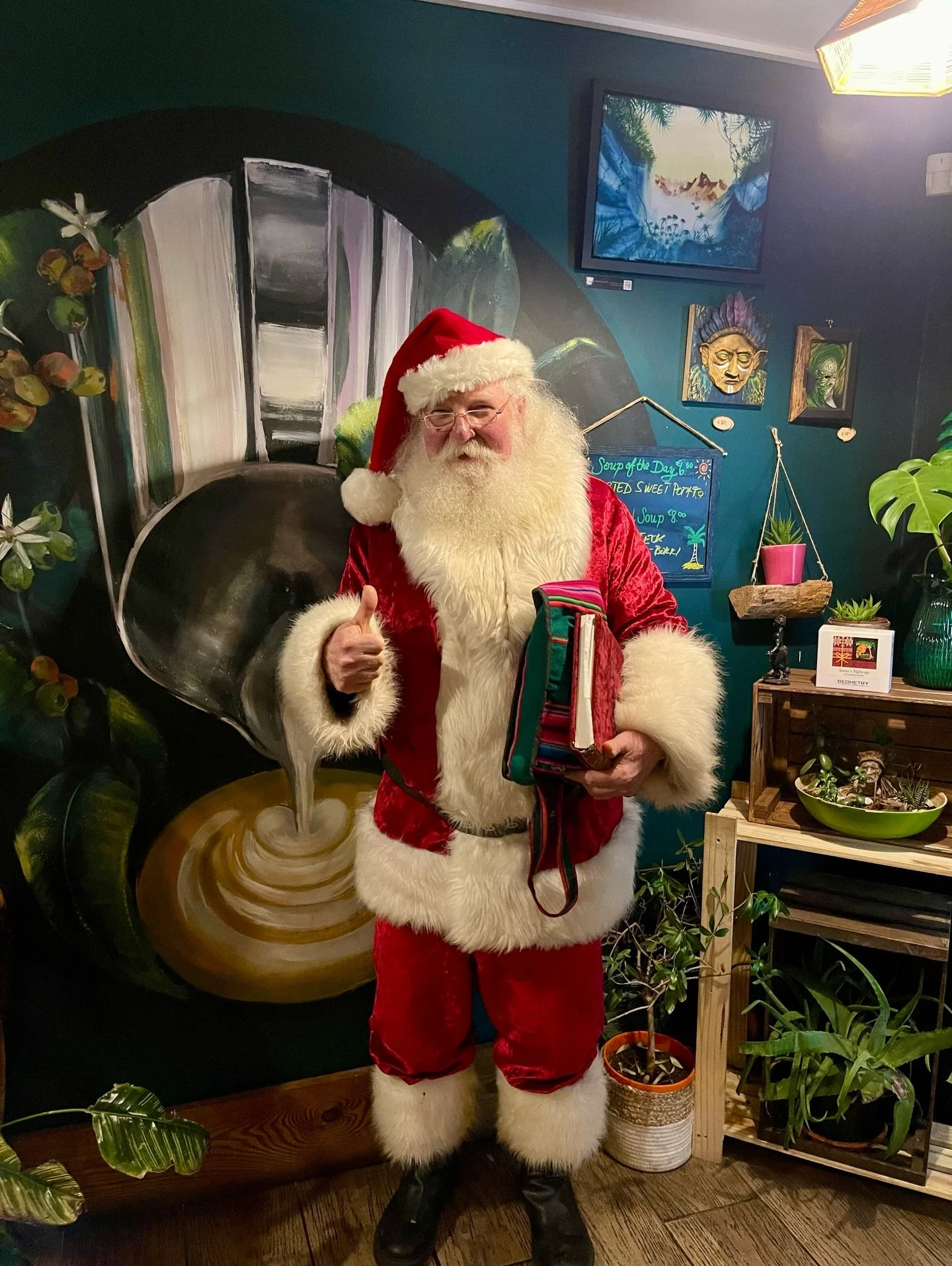 It&rsquo;s almost time! 🎄 Santa is warming up the sleigh!😍🎅🏻

We&rsquo;ll be here until 3pm on Christmas Eve, then closed until 1st January 🫶🏻 We&rsquo;ll be back on 2nd January!

Little Jungle on Forster Street will stay open from 27th to 31st