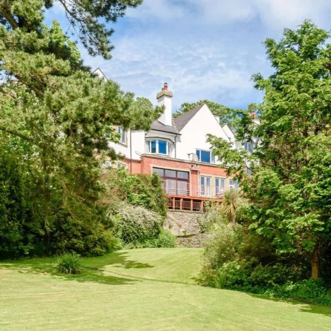 LATE AVAILABILITY DISCOUNT for the Easter School Holidays. Please add D20 for a 20% discount on your stay for you and your family to enjoy the adventures of Eryri/Snowdonia. Cartrefle is a perfect base to enjoy mountain &amp; coastal walking; Rib Rid