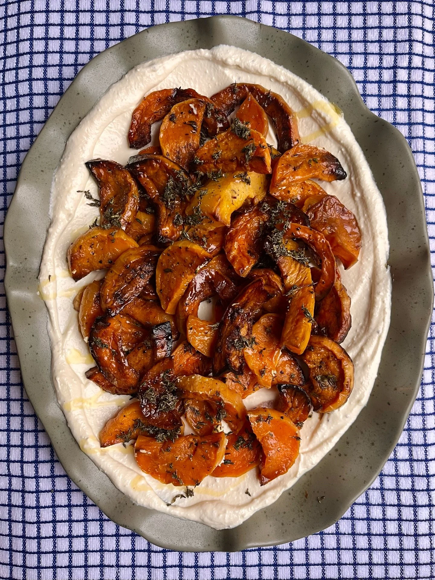 Roasted squash is a very lovely thing
Especially like this ✨