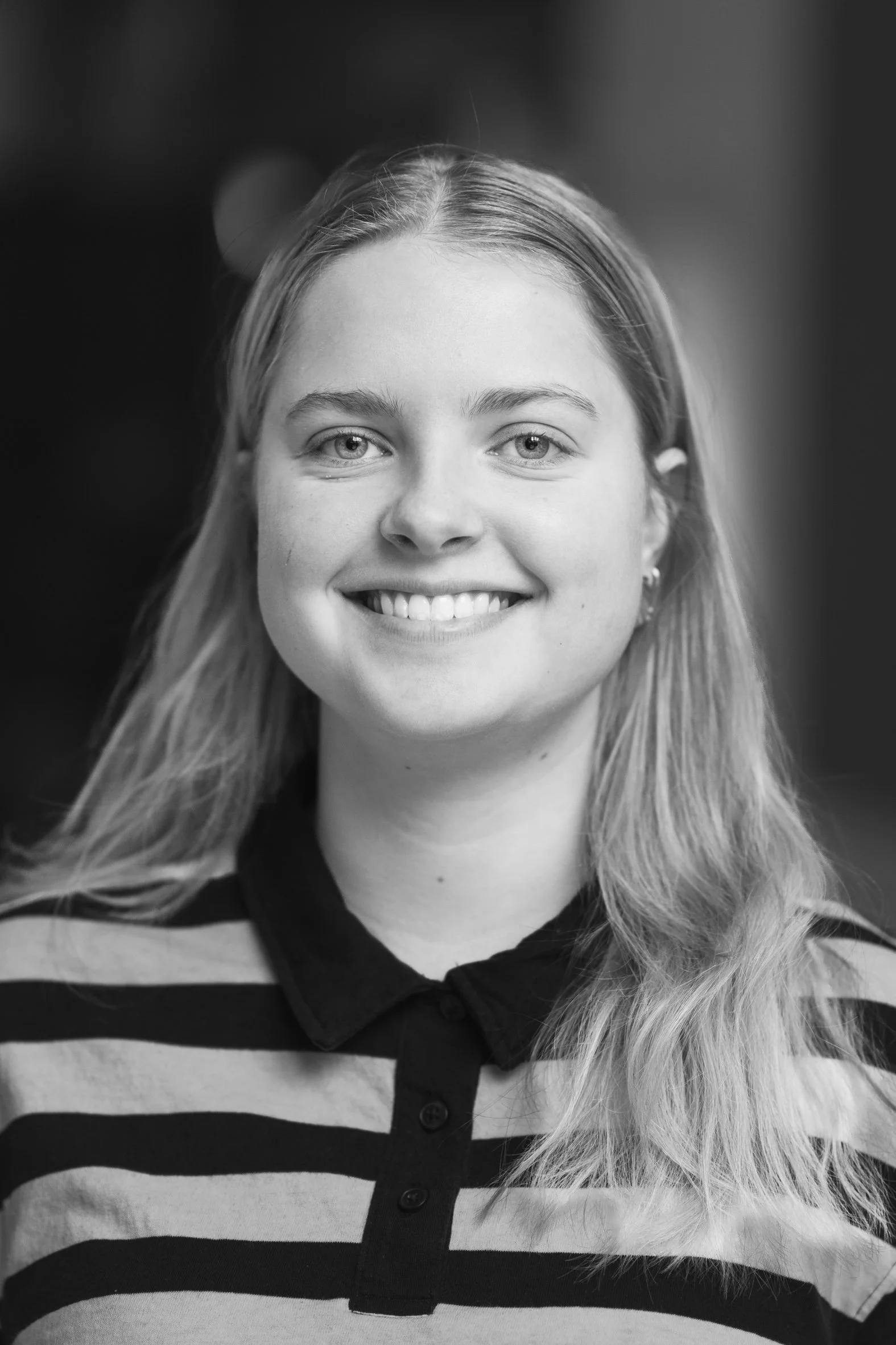 Laura / Medhjælper