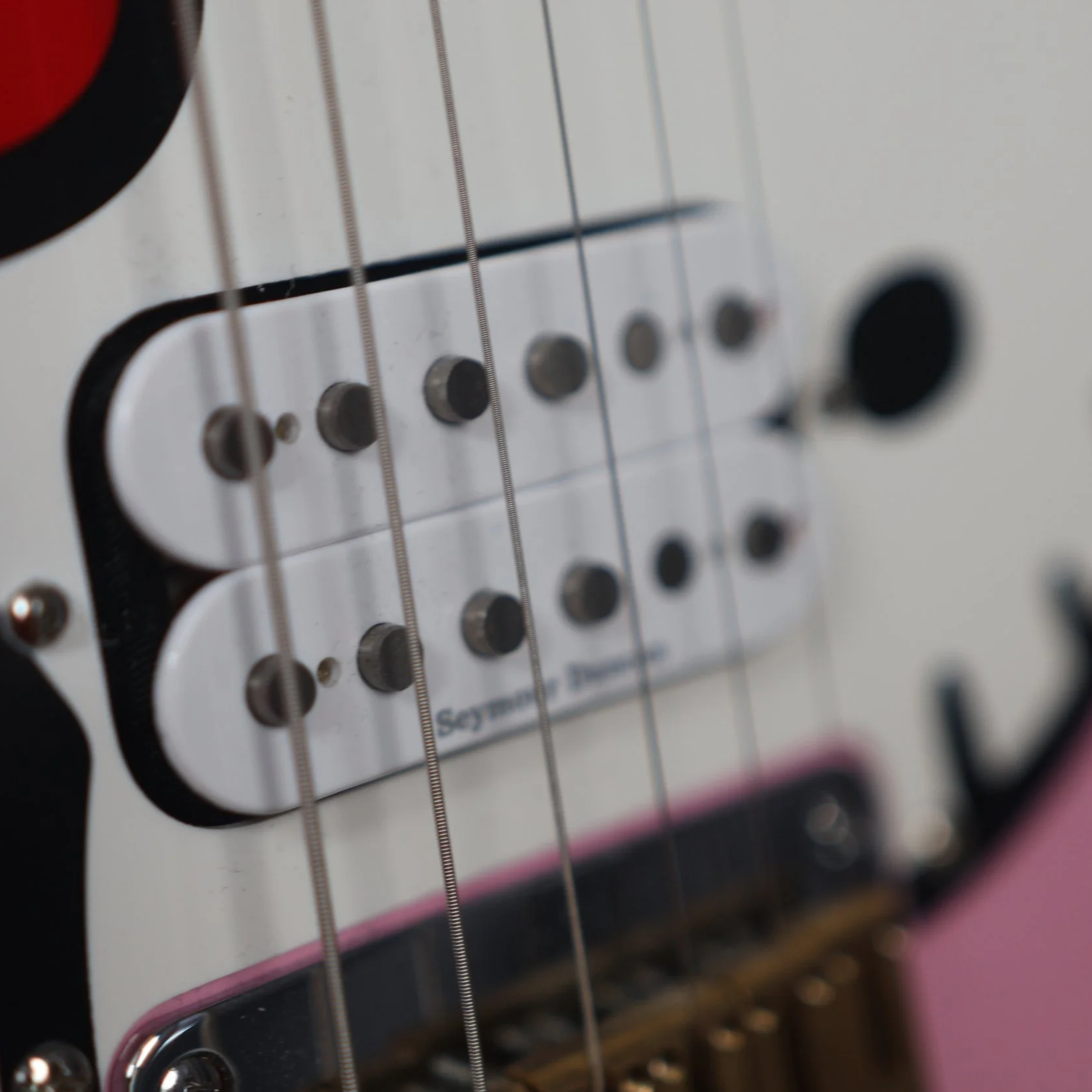 Squier X Hello Kitty Stratocaster - Umbau