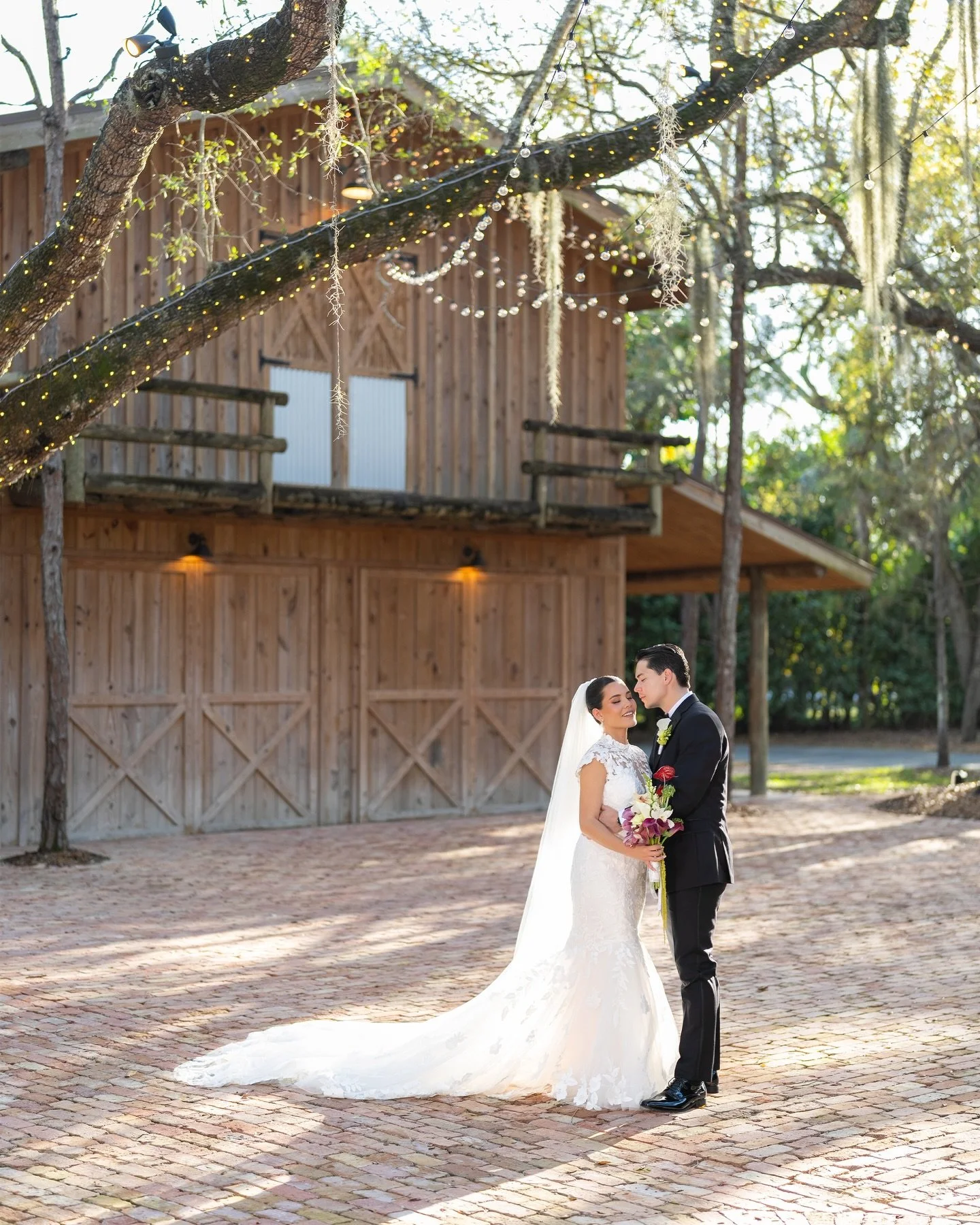 Annie &amp; Oscar

A day that felt effortless, yet unforgettable.

Every detail came together with intention, creating a celebration that was both elegant and deeply personal. A story told with quiet beauty and lasting presence.

Venue: @thebarn305
W