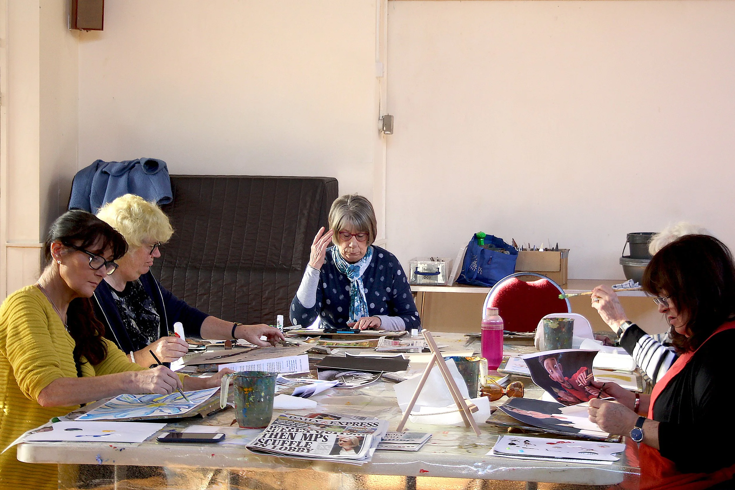 4-STUDENTS.jpg