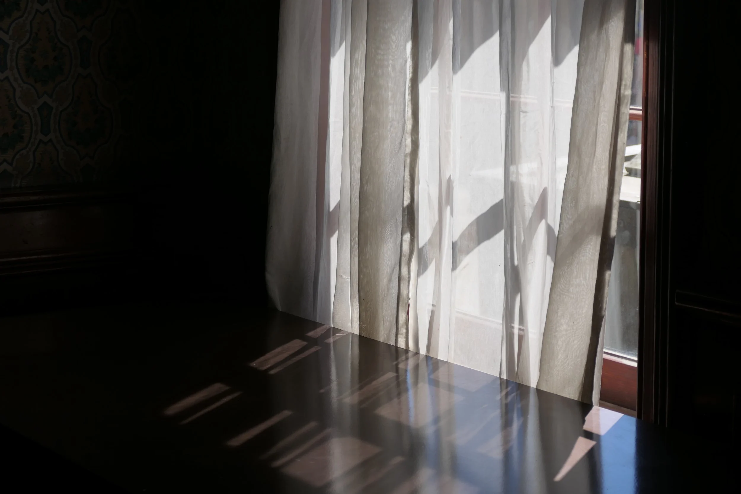 PHO1203_JUNGHYEKIM_PHOTO2 copy.jpg