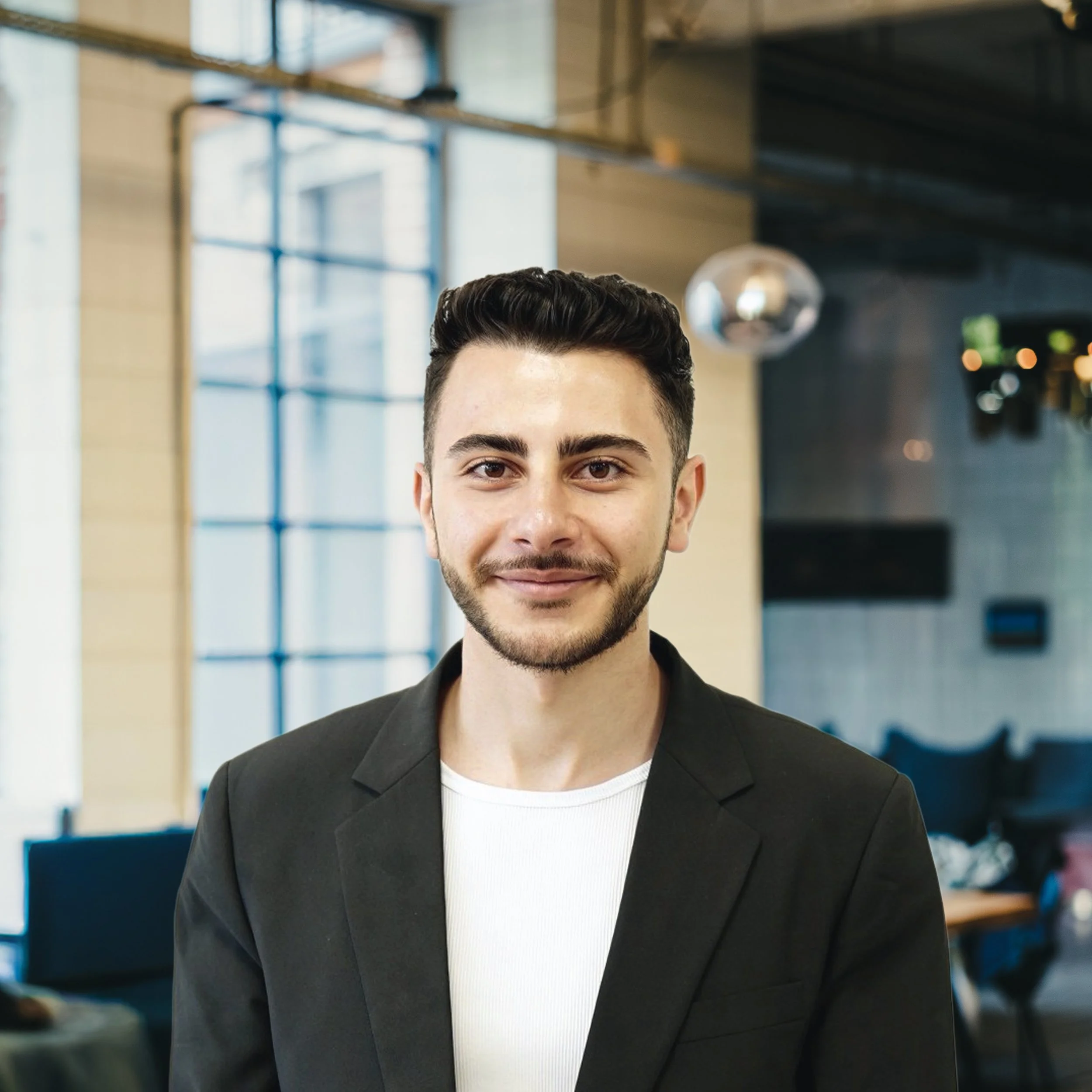 Artur Khachatryan Product Owner bei MICE DESK