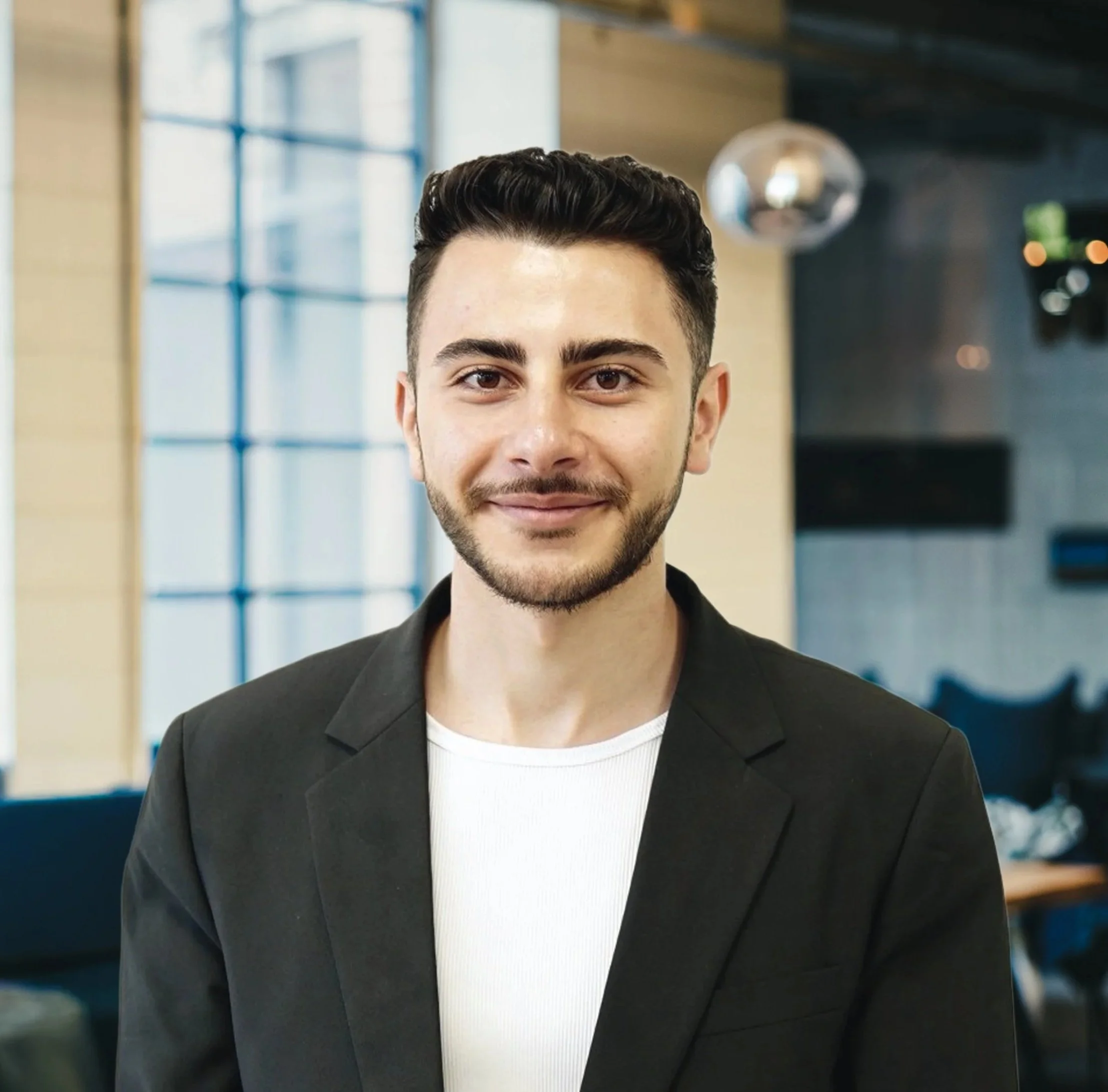 Artur Khachatryan Product Owner bei MICE DESK