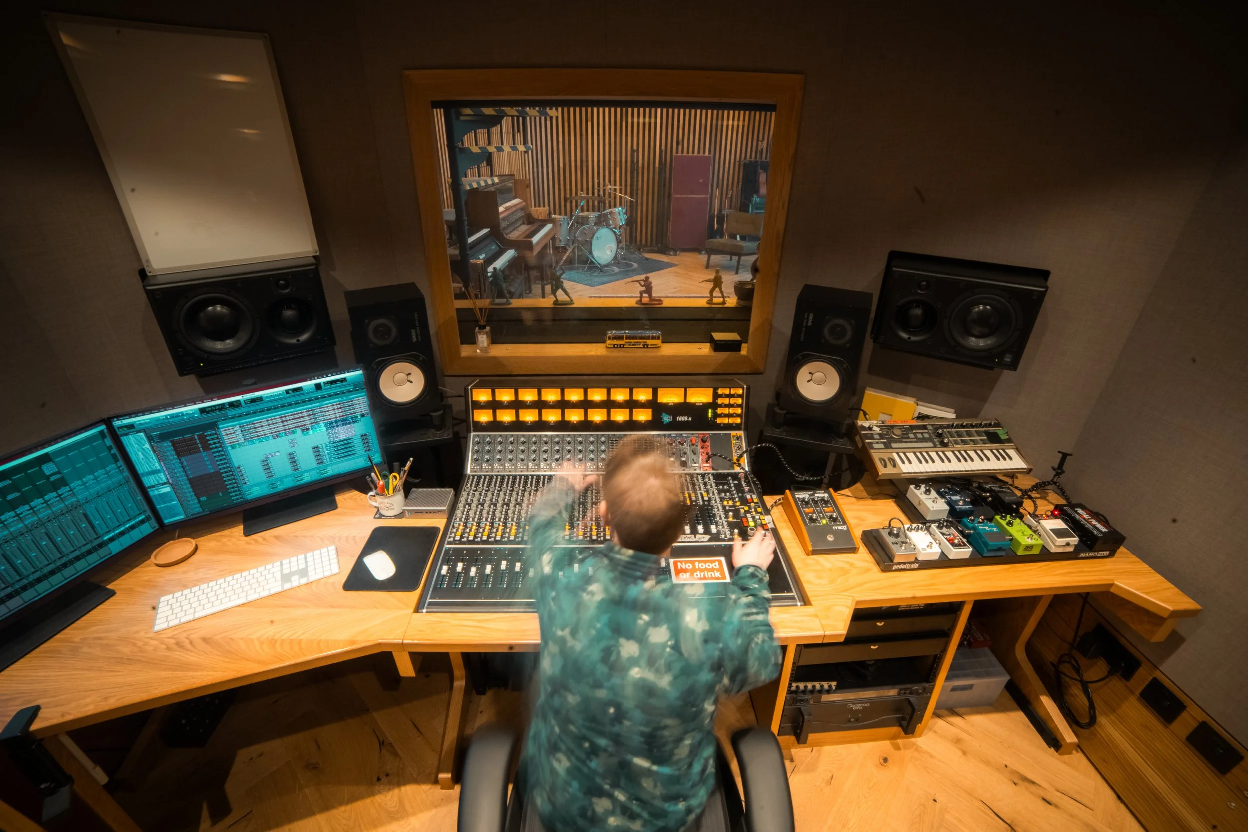 HQ-STUDIO-18.jpg