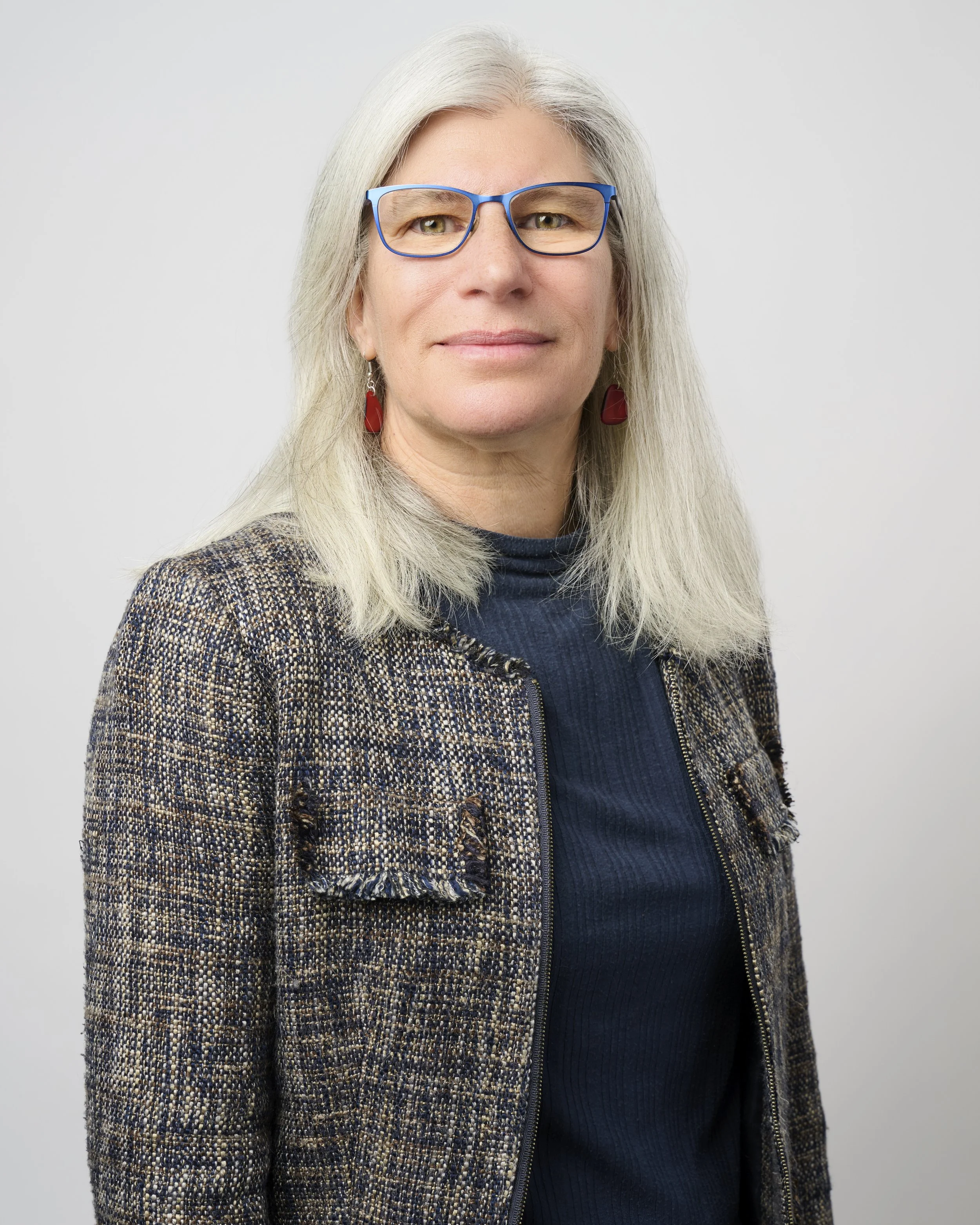 20240422_WES_Headshots_Joan_16455.jpg