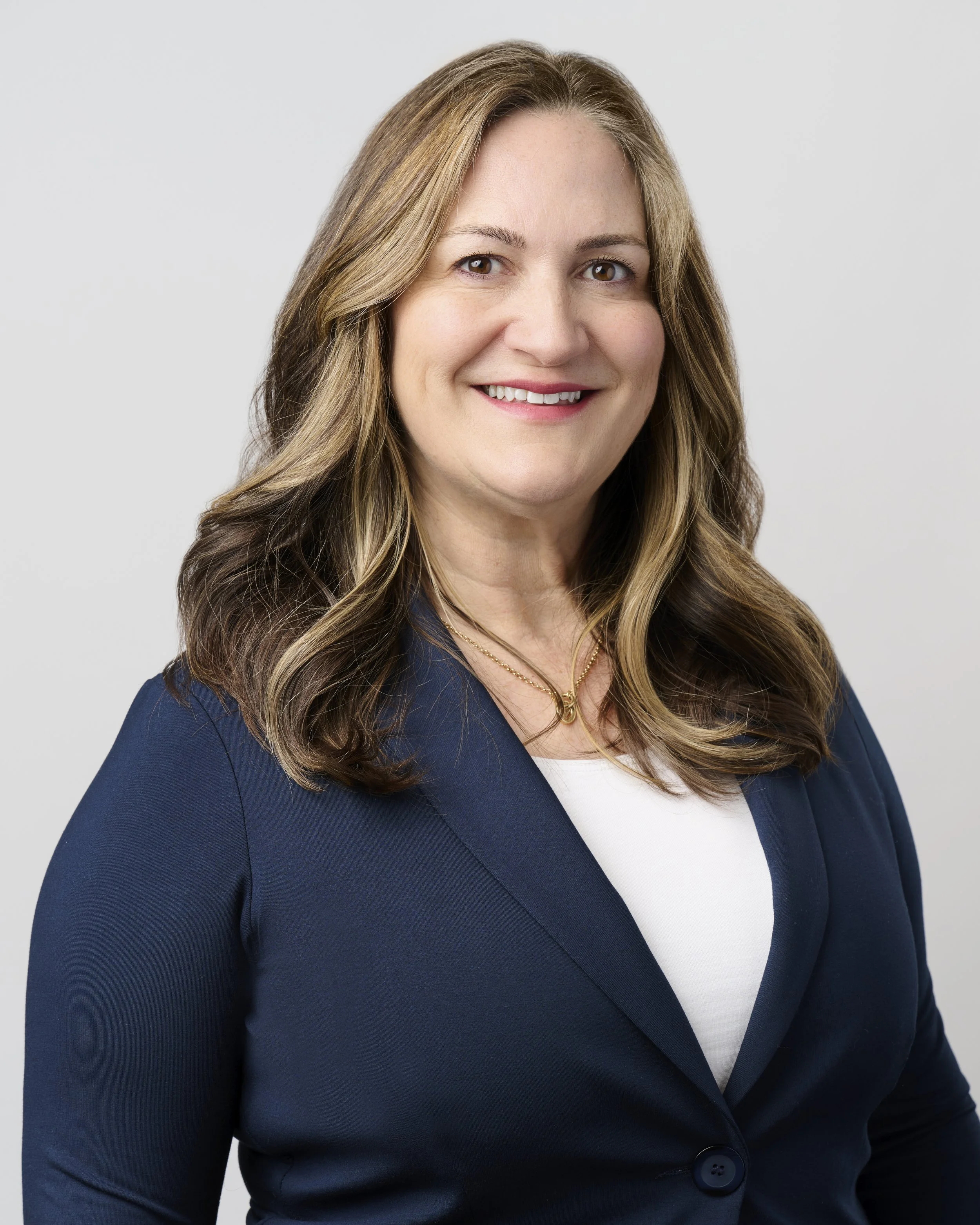 20240422_WES_Headshots_Beth_16299.jpg
