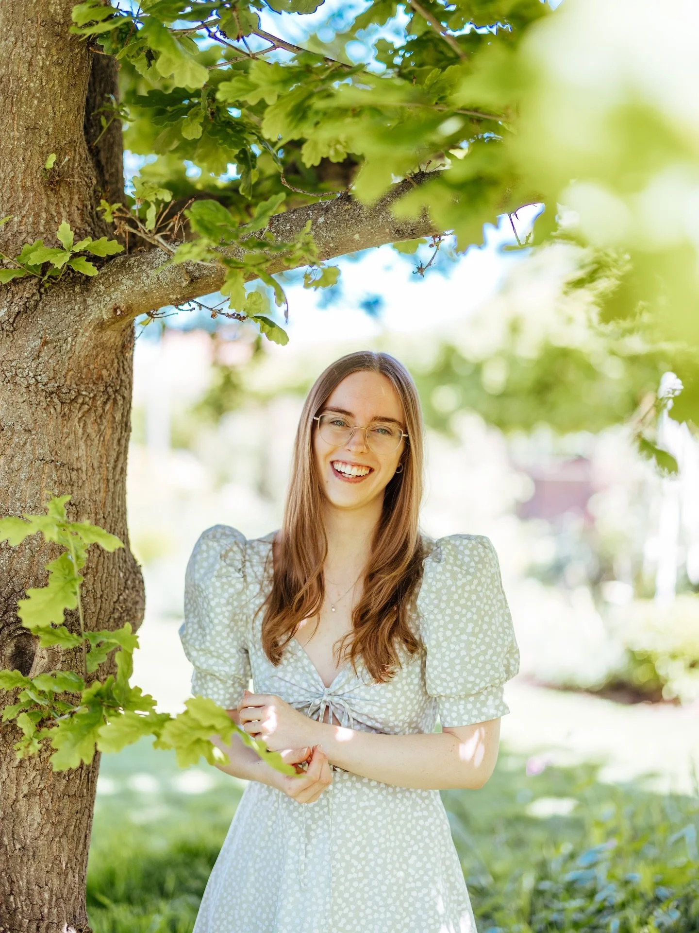 This is 25 🥂✨

It&rsquo;s my birthday! 
And I&rsquo;ve fully committed to celebrating properly&hellip; I&rsquo;ll be in London seeing Wicked, eating something delicious, and pretending my laptop doesn&rsquo;t exist for a few days.

No emails. No wor