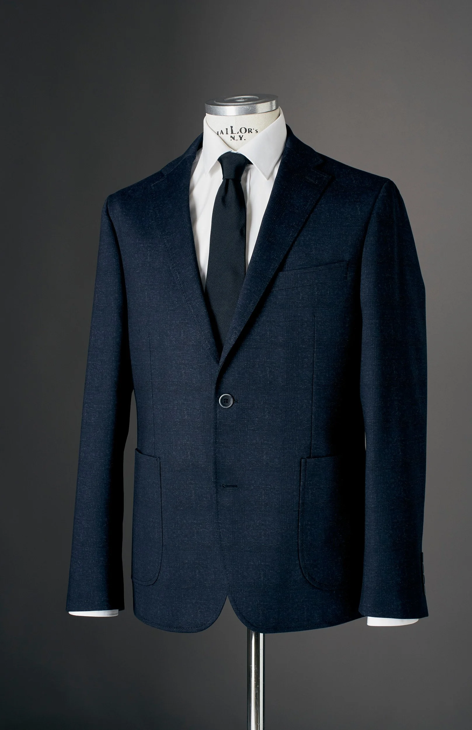 EXIGENCY - WEB - 02.jpg