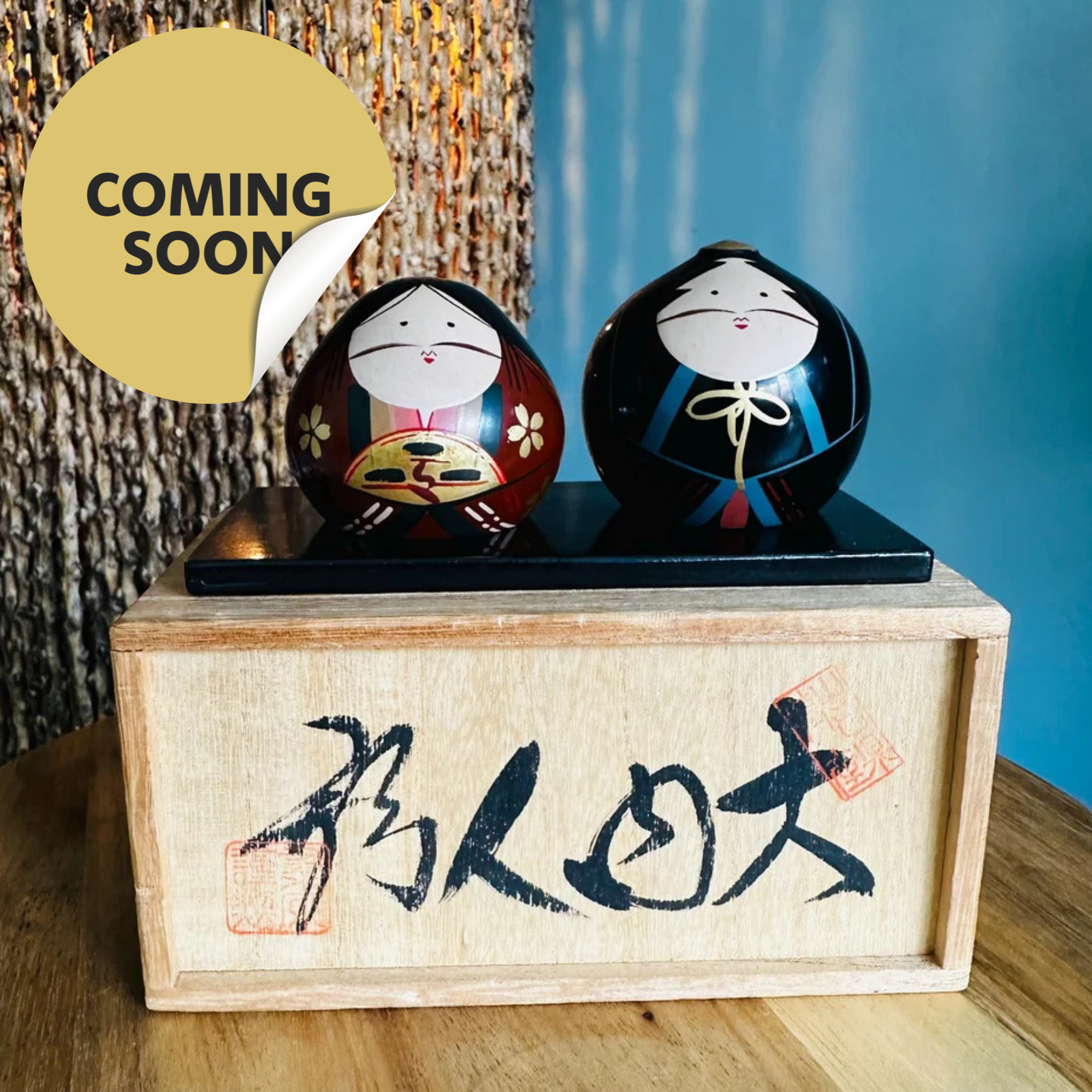 (coming soon) Ouchi-nuri mamehina doll pair by Kuwahara workshop with documentation and original tomobako box, Yamaguchi, Shōwa period