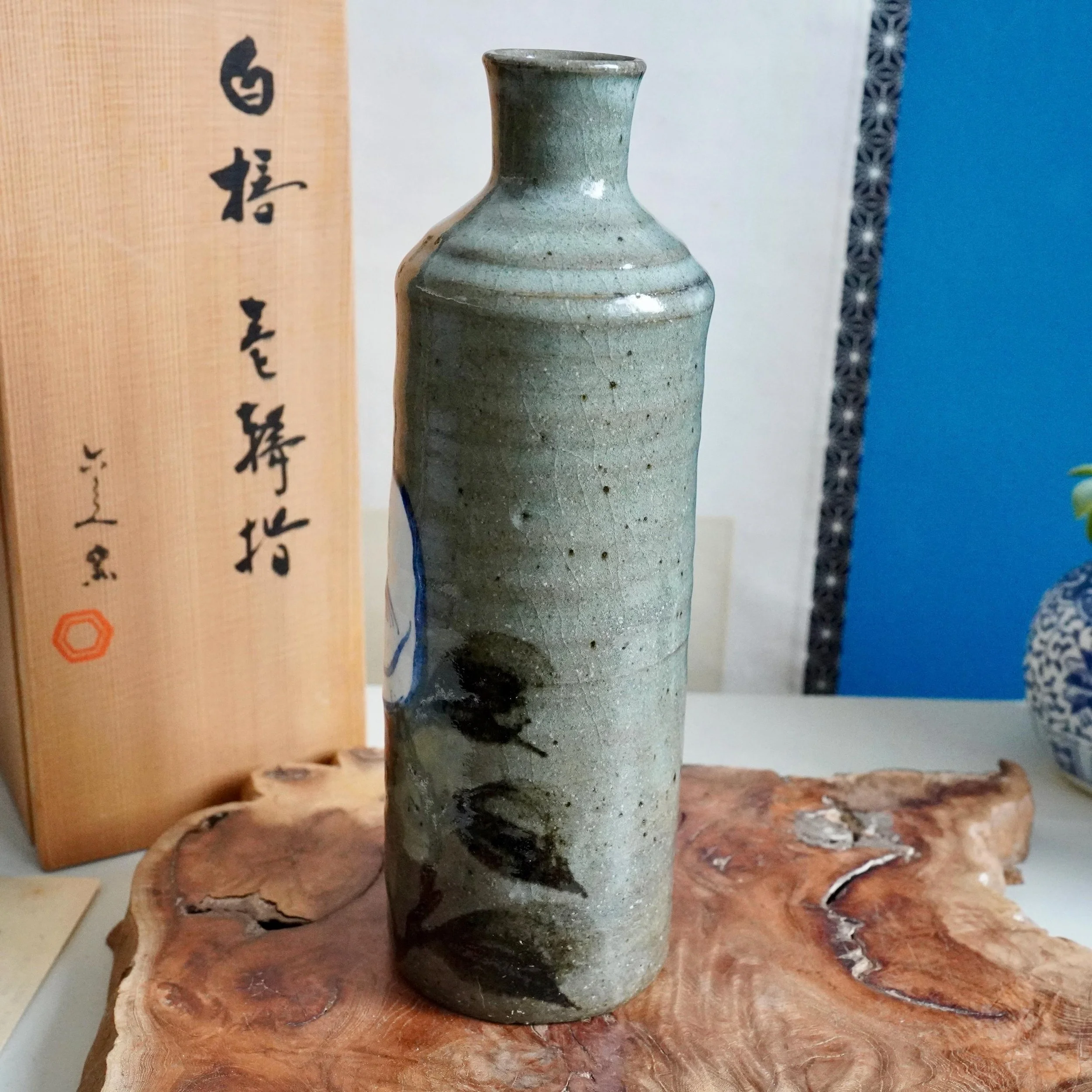 Japanese Kiyomizu Rokubei VI ikebana vase camellia tomobako Showa