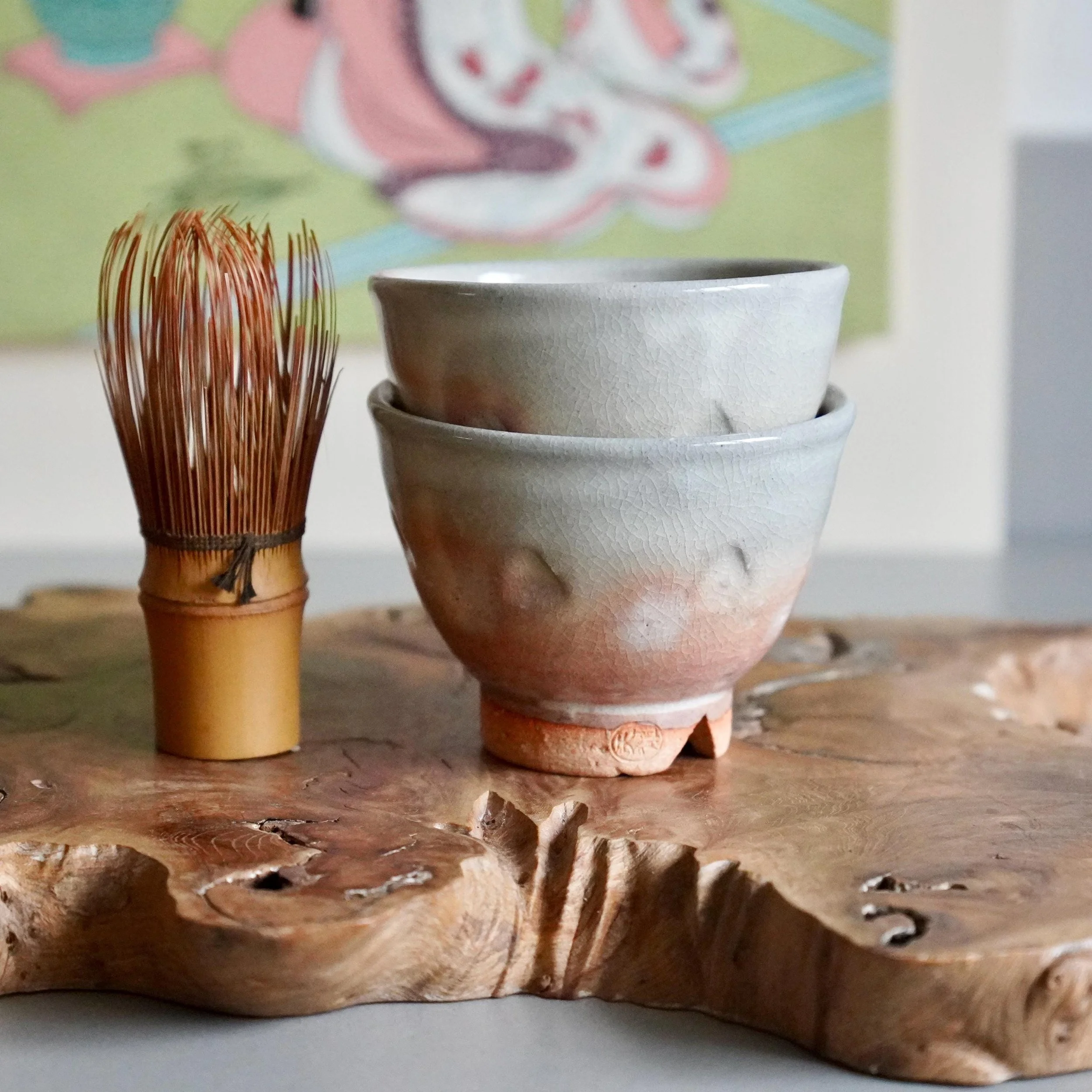 Japanese Hagi-yaki yunomi pair gohonte Tenryu gama kiri-kodai Showa stacked on wooden plank next to chasen whisk for size