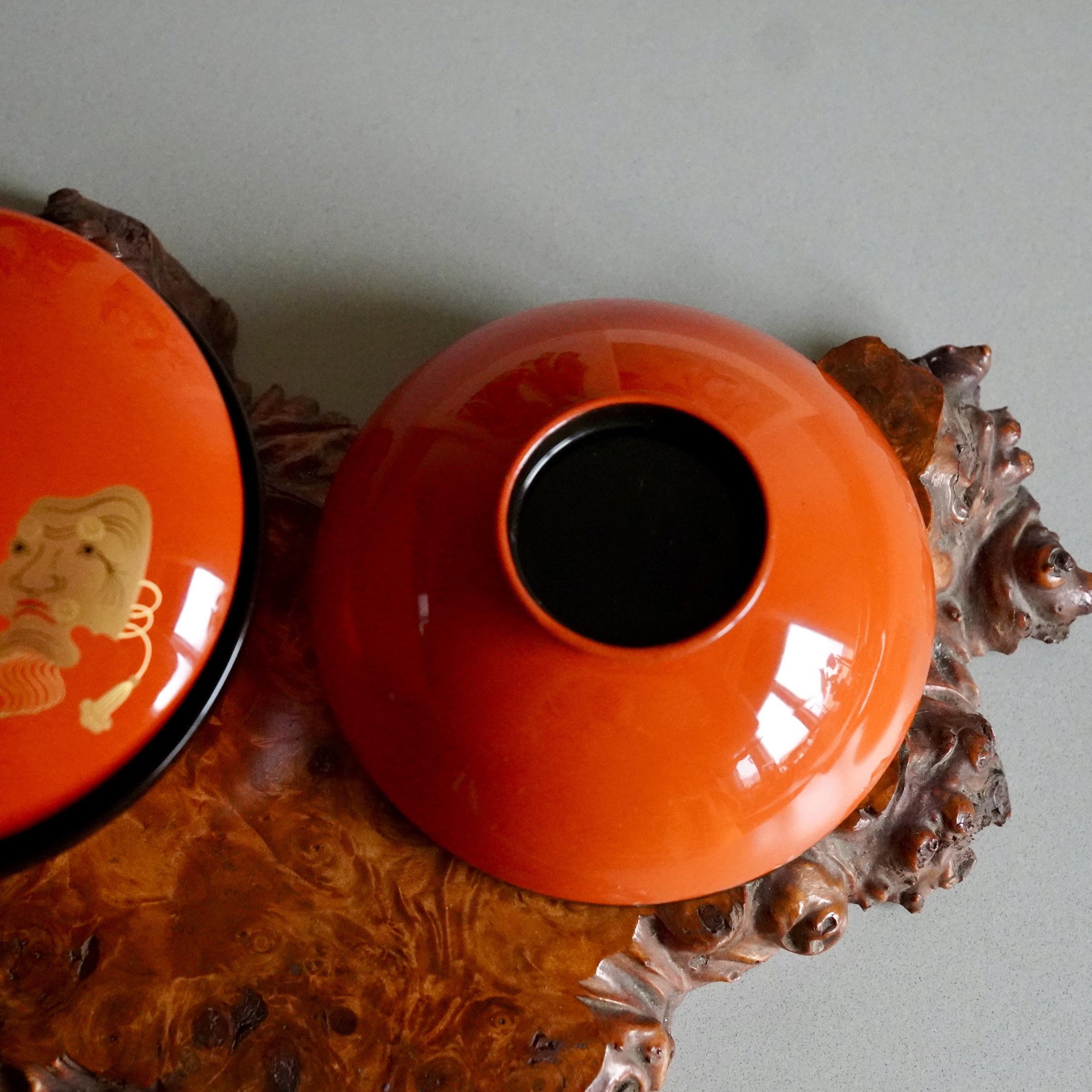 Vermillion urushi owan lid and upside down bowl