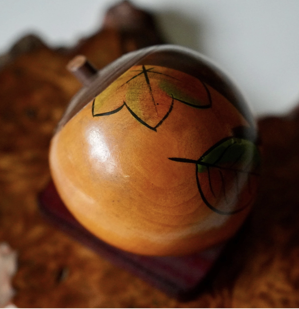 tamura-chie-donguri-acorn-kokeshi-side.jpg