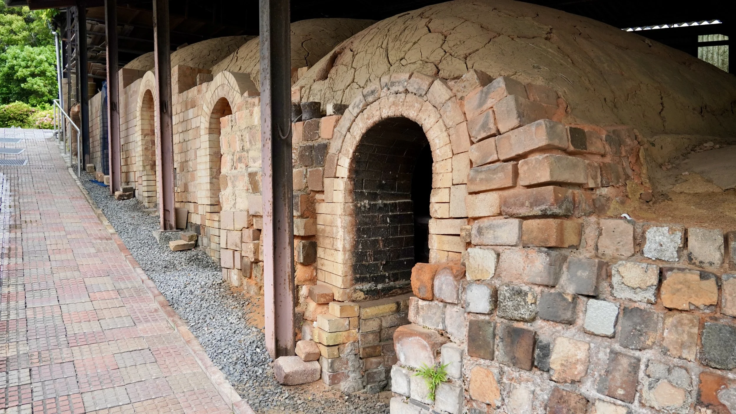 A quiet morning at Senryūzan: inside a Hagi kiln that has worked since 1826