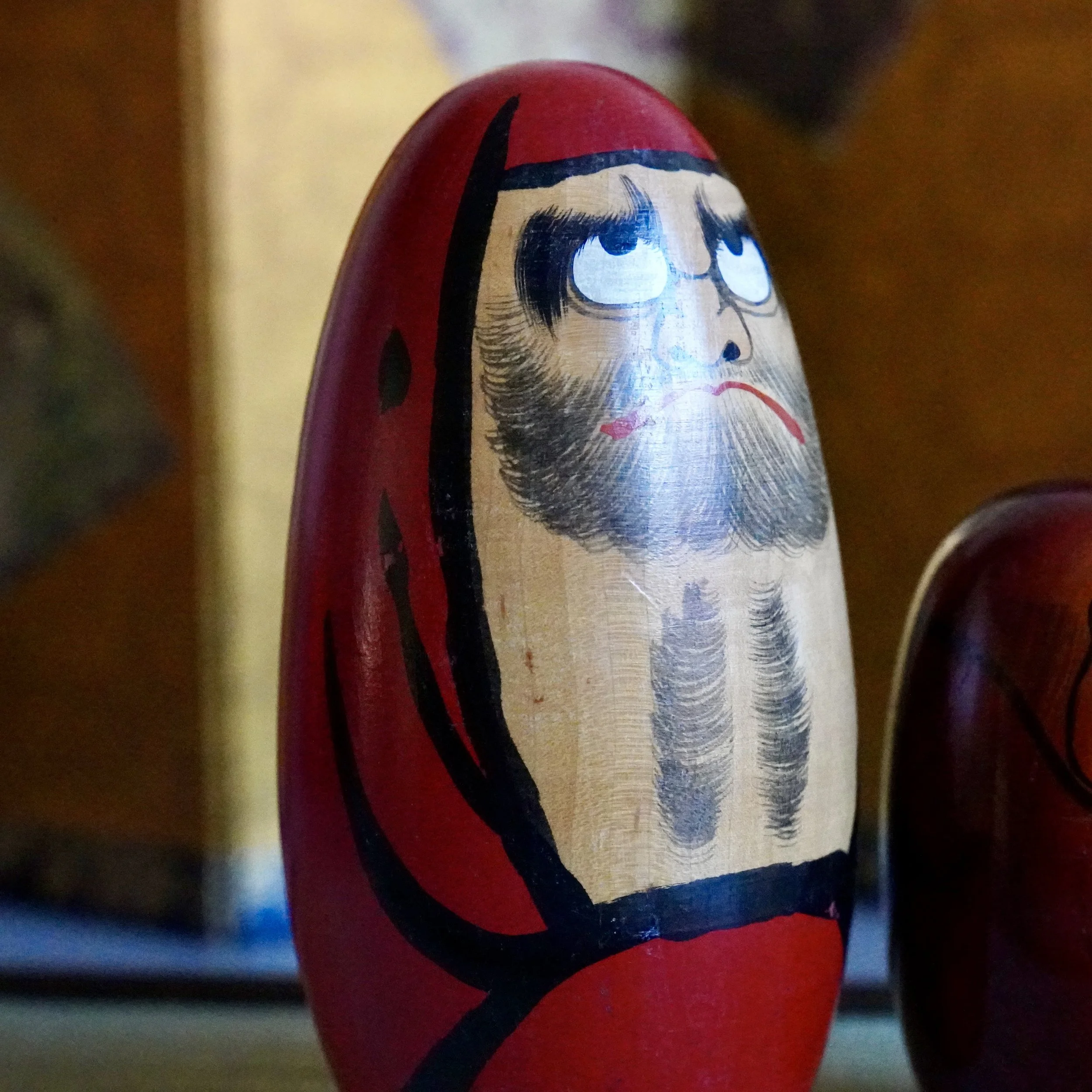 Vintage daruma face by Shido Shozan, Shōwa period, hand-painted eyebrows and beard