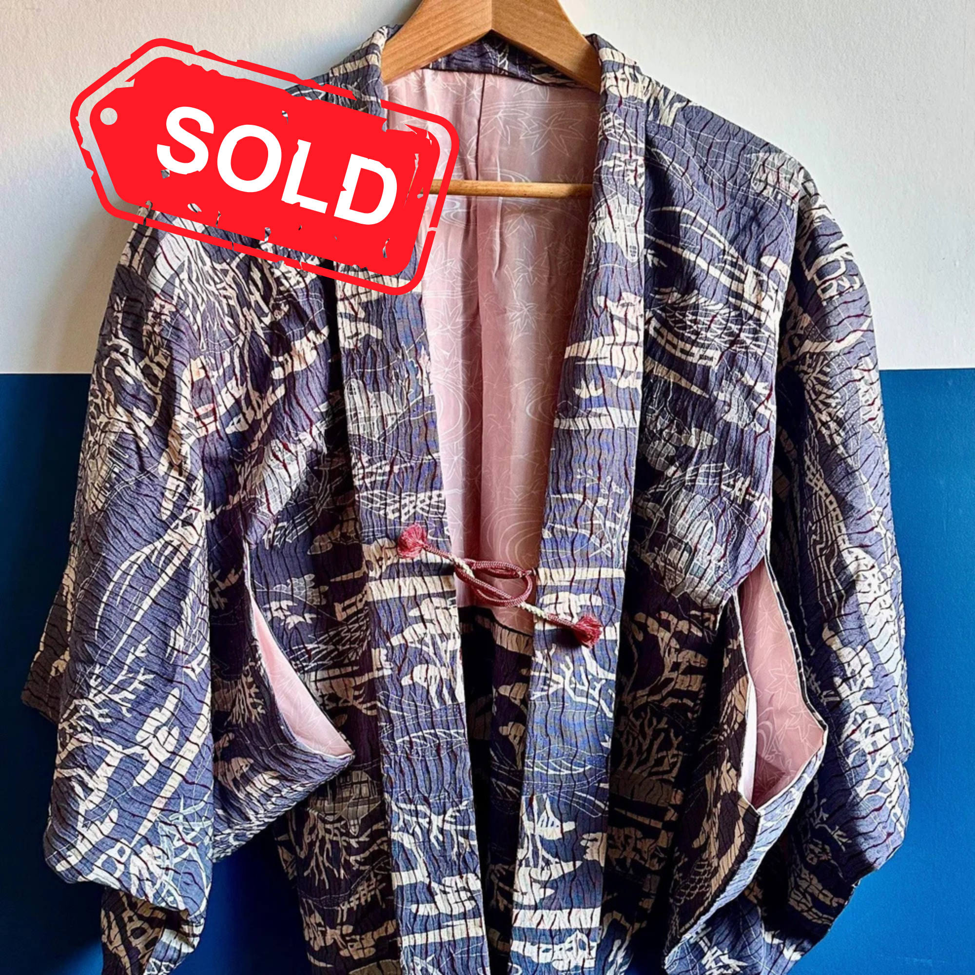 (sold) vintage Japanese silk haori kimono jacket chirimen from 1960