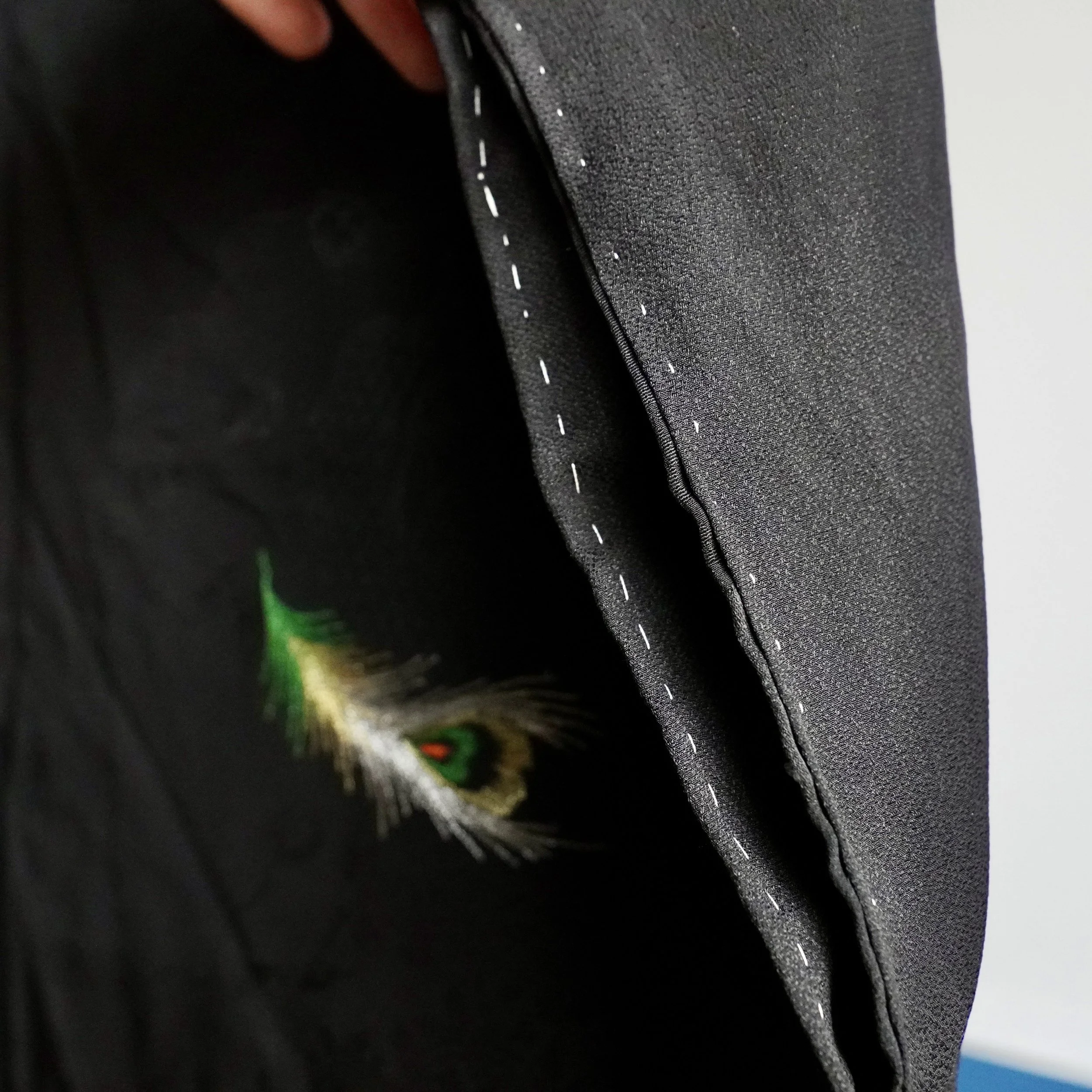 Japanese black silk haori peacock feather embroidery kamon Showa white lining