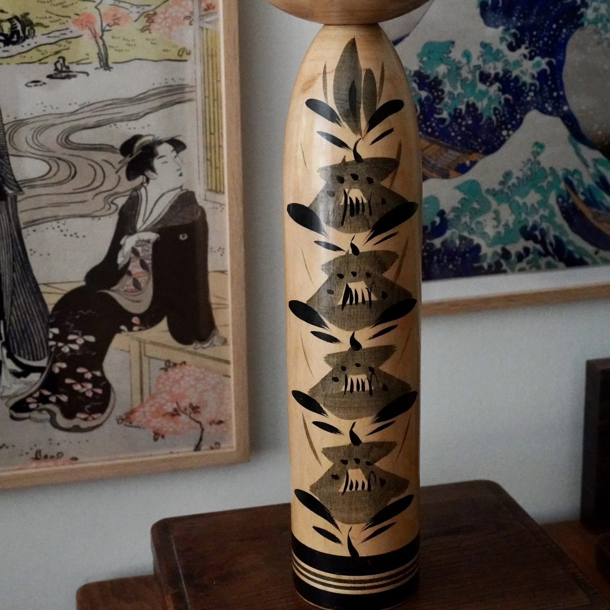 Large Japanese kokeshi doll styled with vintage ukiyo-e prints, Tetsuen workshop attribution
