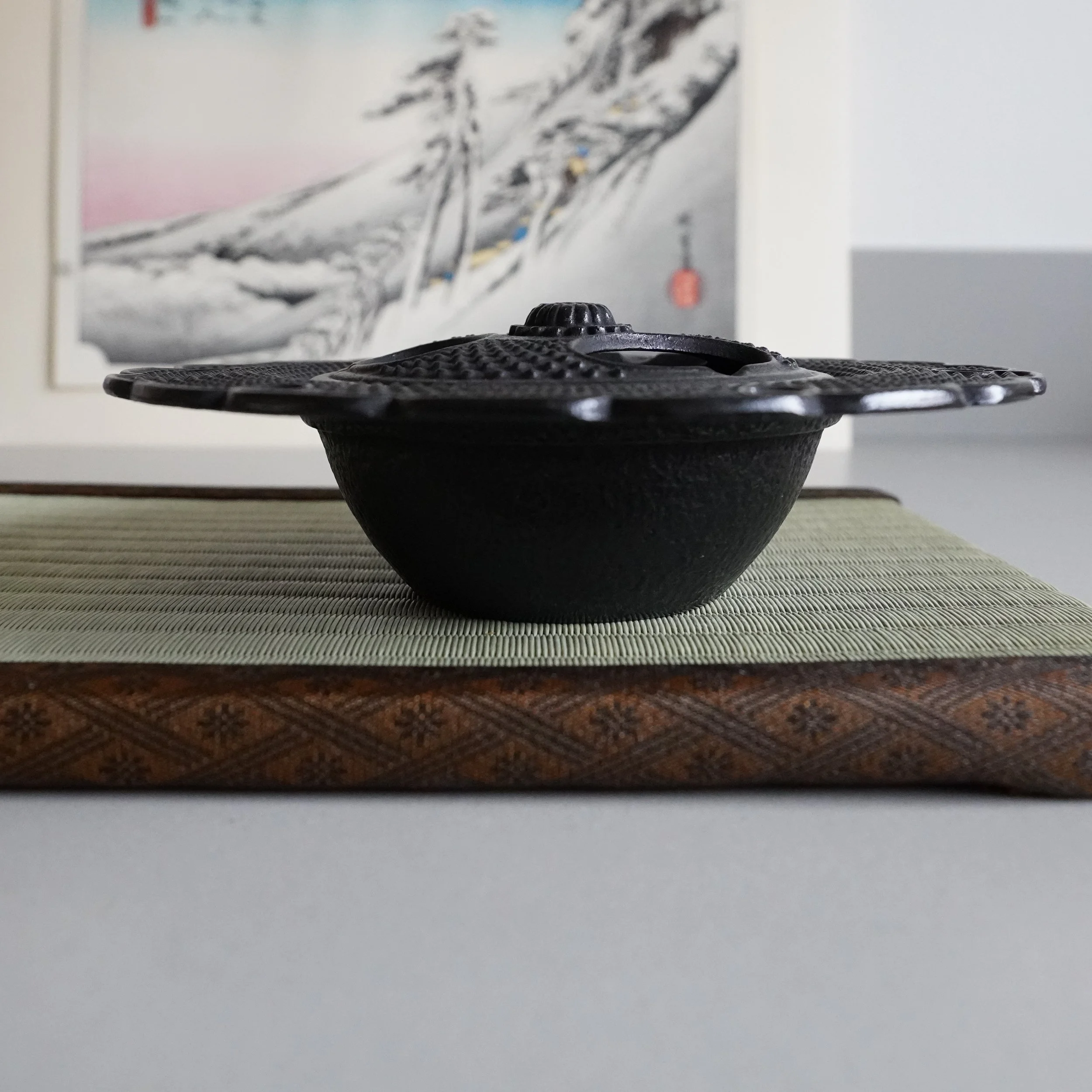 Japanese Vintage Ceramics, Kokeshi, Lacquerware & Zen | KAIKO&CO