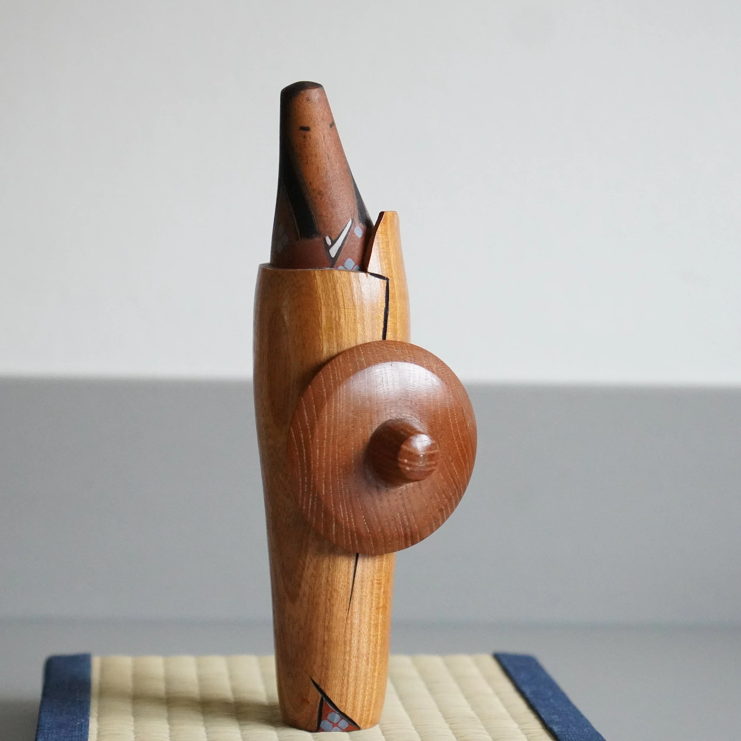 Naruko kokeshi Okazaki Yasuo chrysanthemum signed Showa.jpeg