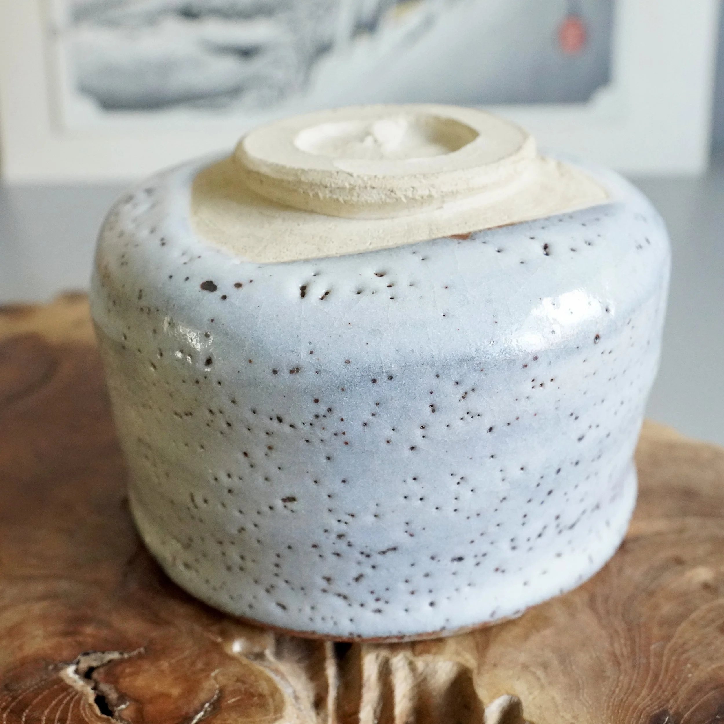 Shino-yaki chawan with tomobako lid, wooden storage box detail