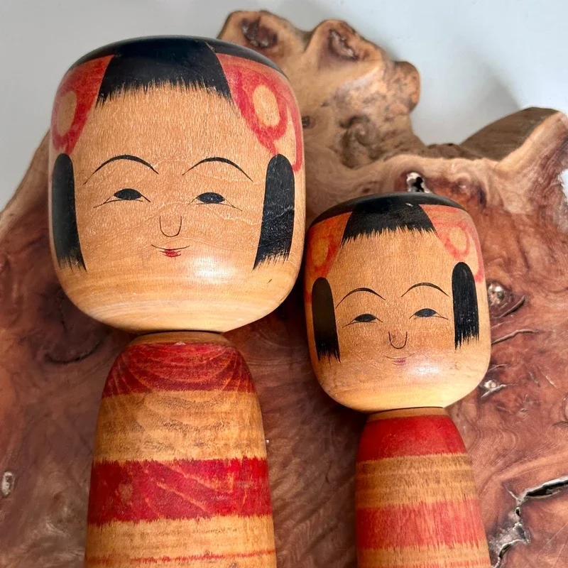 Japanese Tsuchiyu kokeshi pair Sato Sashima signed Showa 13.webp