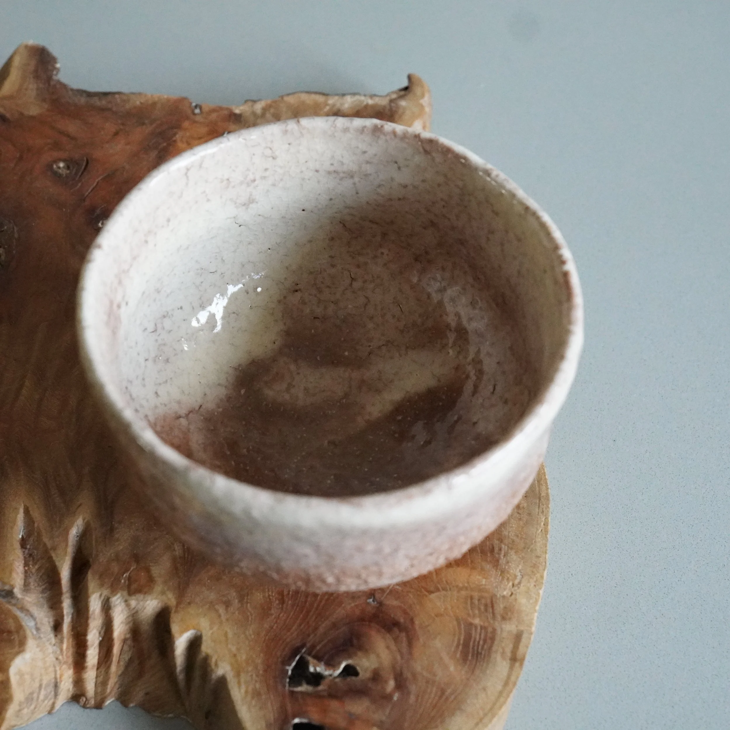 Oni-Hagi chawan Tenpōzan kiln Hagi Japan, full form and glaze variation