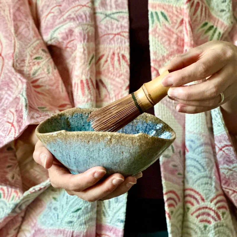 Japanse vintage matcha Kyo-yaki chawan by Toru Uyeno