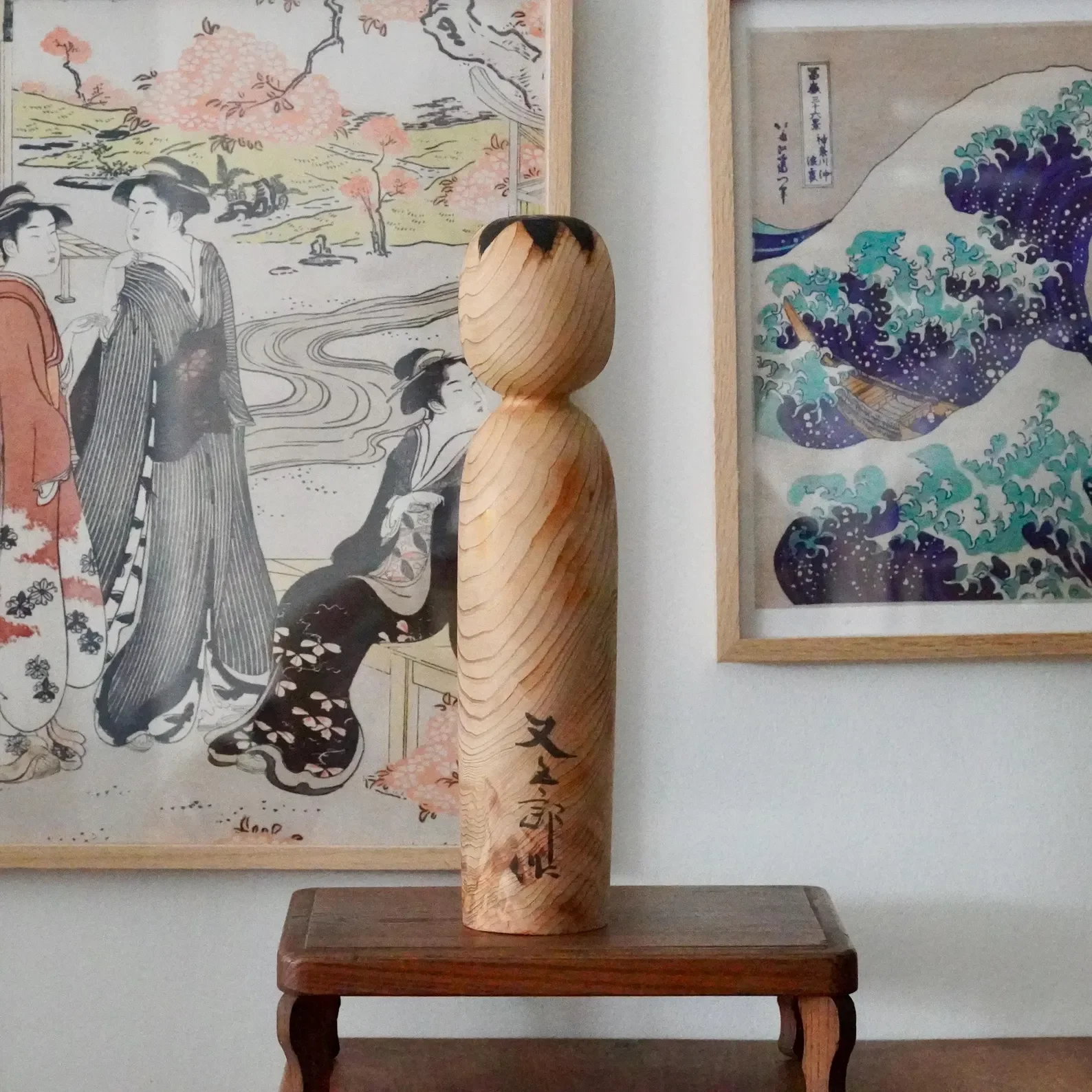 kokeshi-yashima-kiyomi-matagoro-akita-cedar-showa back.webp