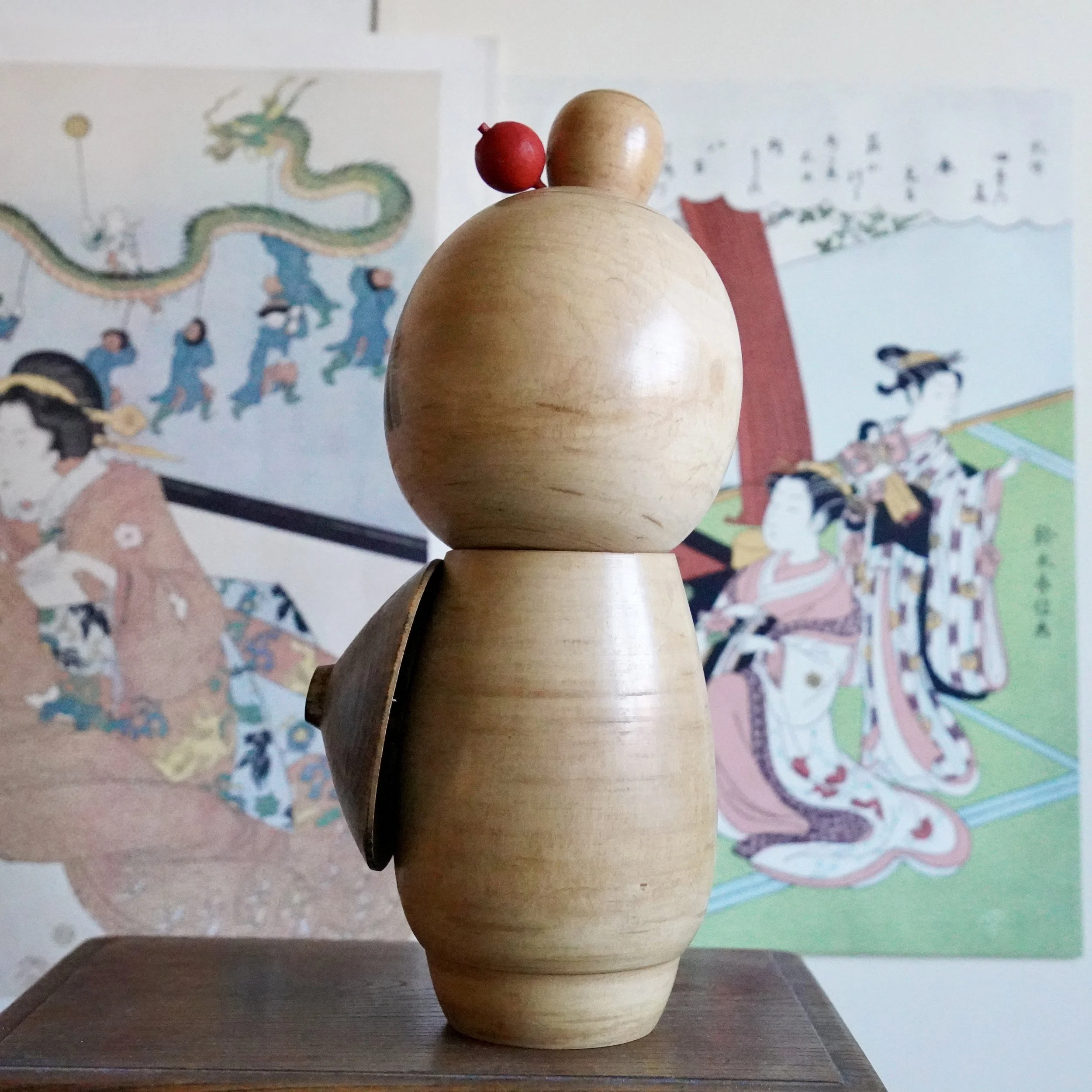 Back view of large sōsaku kokeshi by Sato Suigai, Japanese creative kokeshi doll