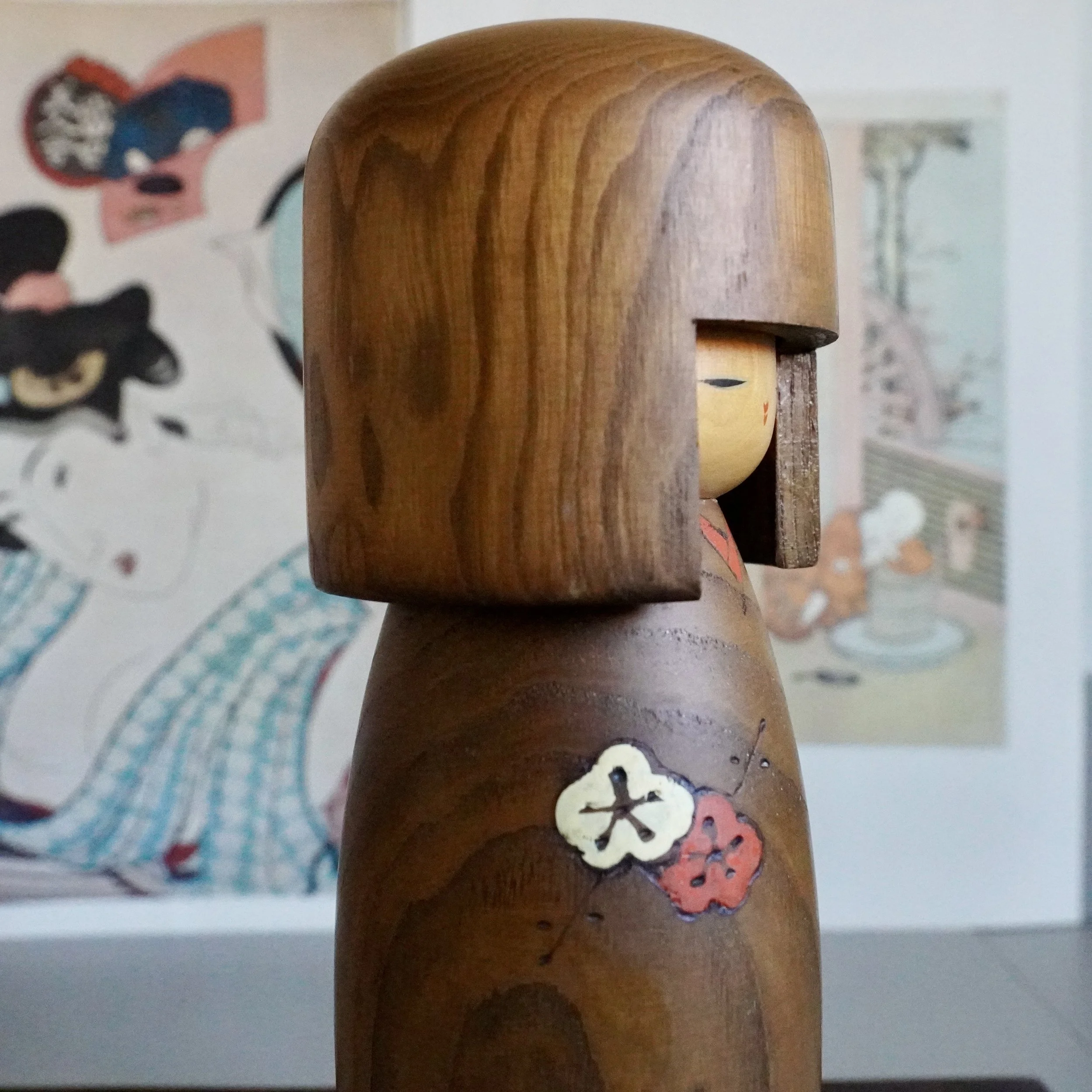 Usaburo small kokeshi natural wood hair face side profile detail