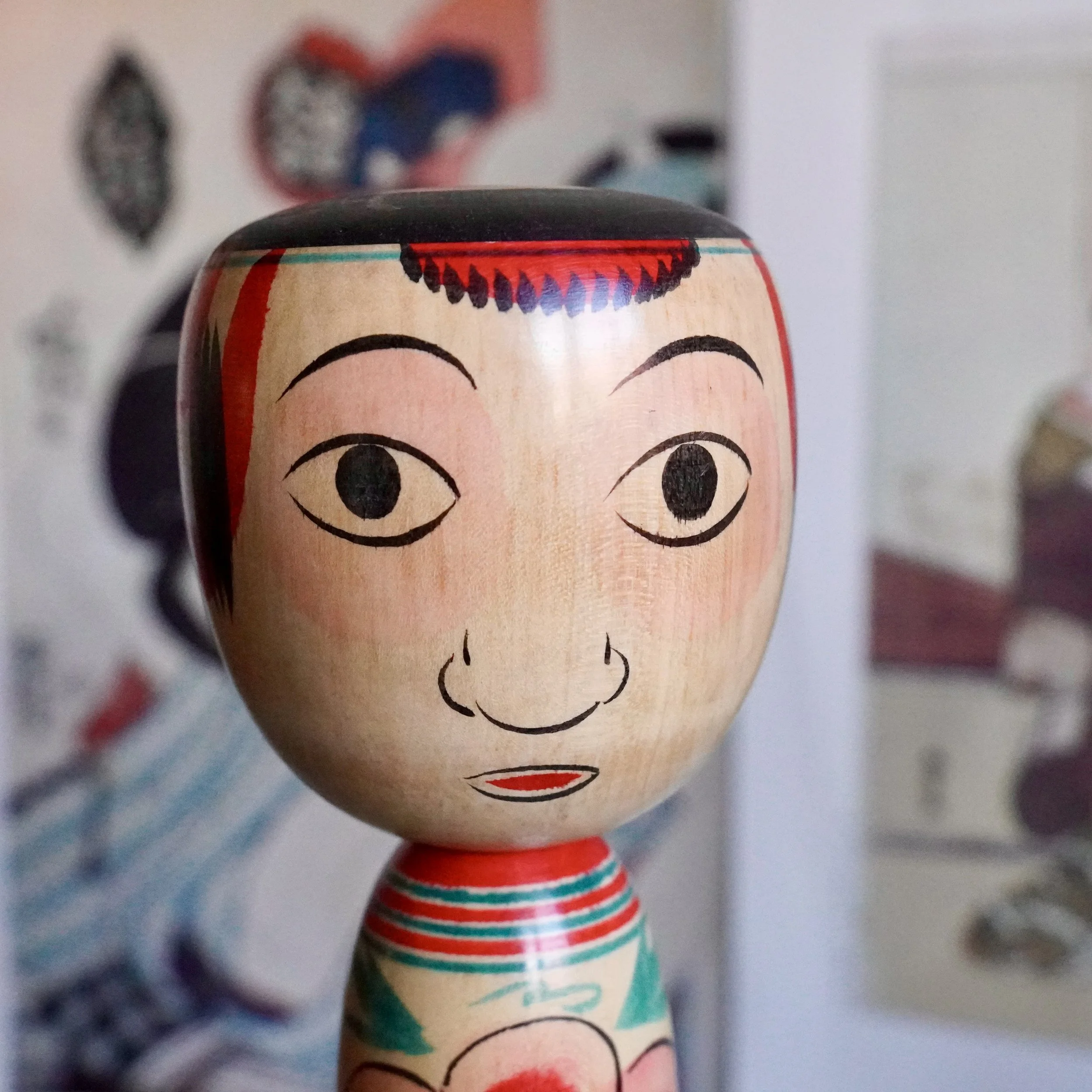 Nakanosawa Takobozu kokeshi head detail, painted face and hairline, signed vintage kokeshi by Saito Tokuju