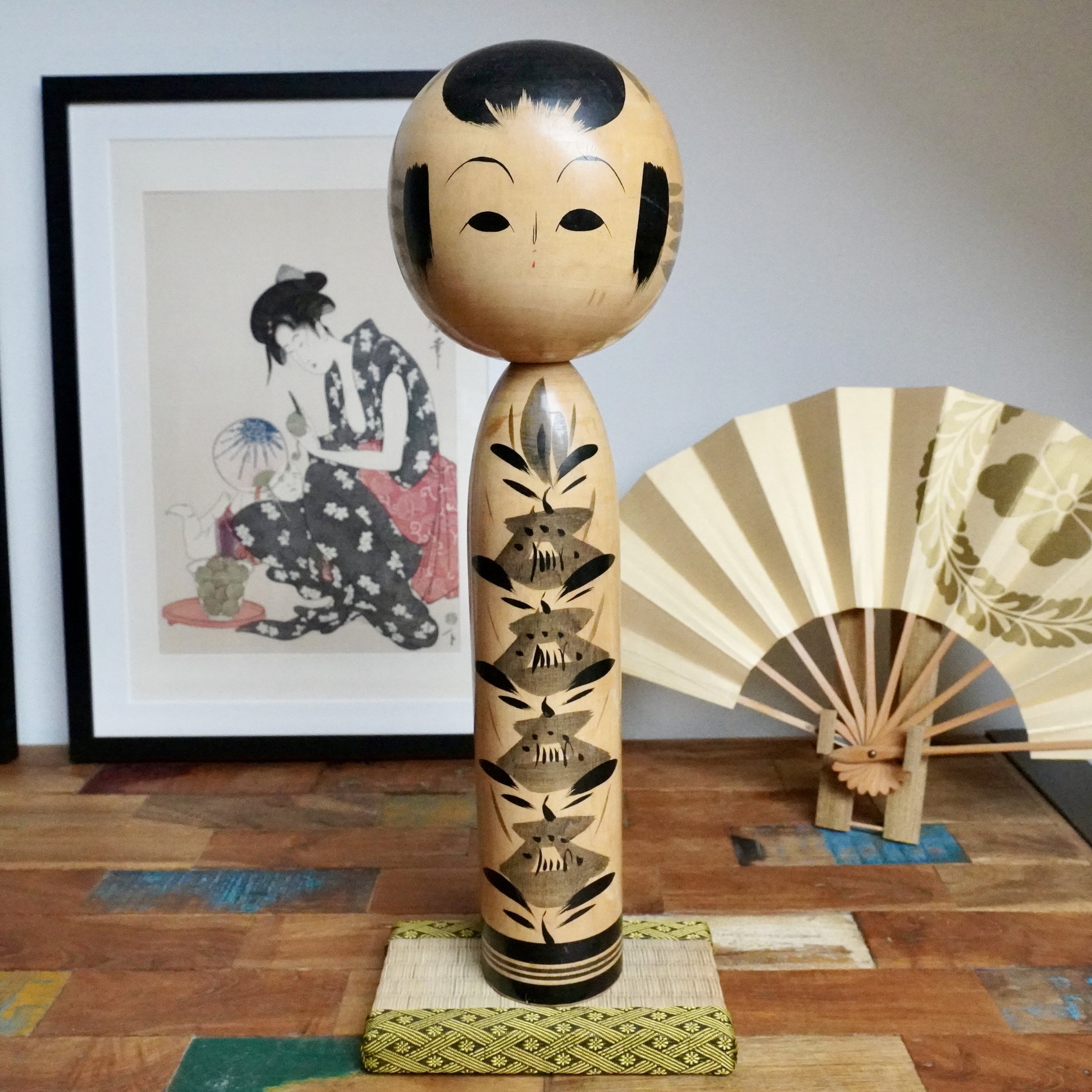 Large Shingata kokeshi doll, Tetsuen style, attributed to Chiyoko Hamatsu (Nidaime Tetsuen) Shōwa period