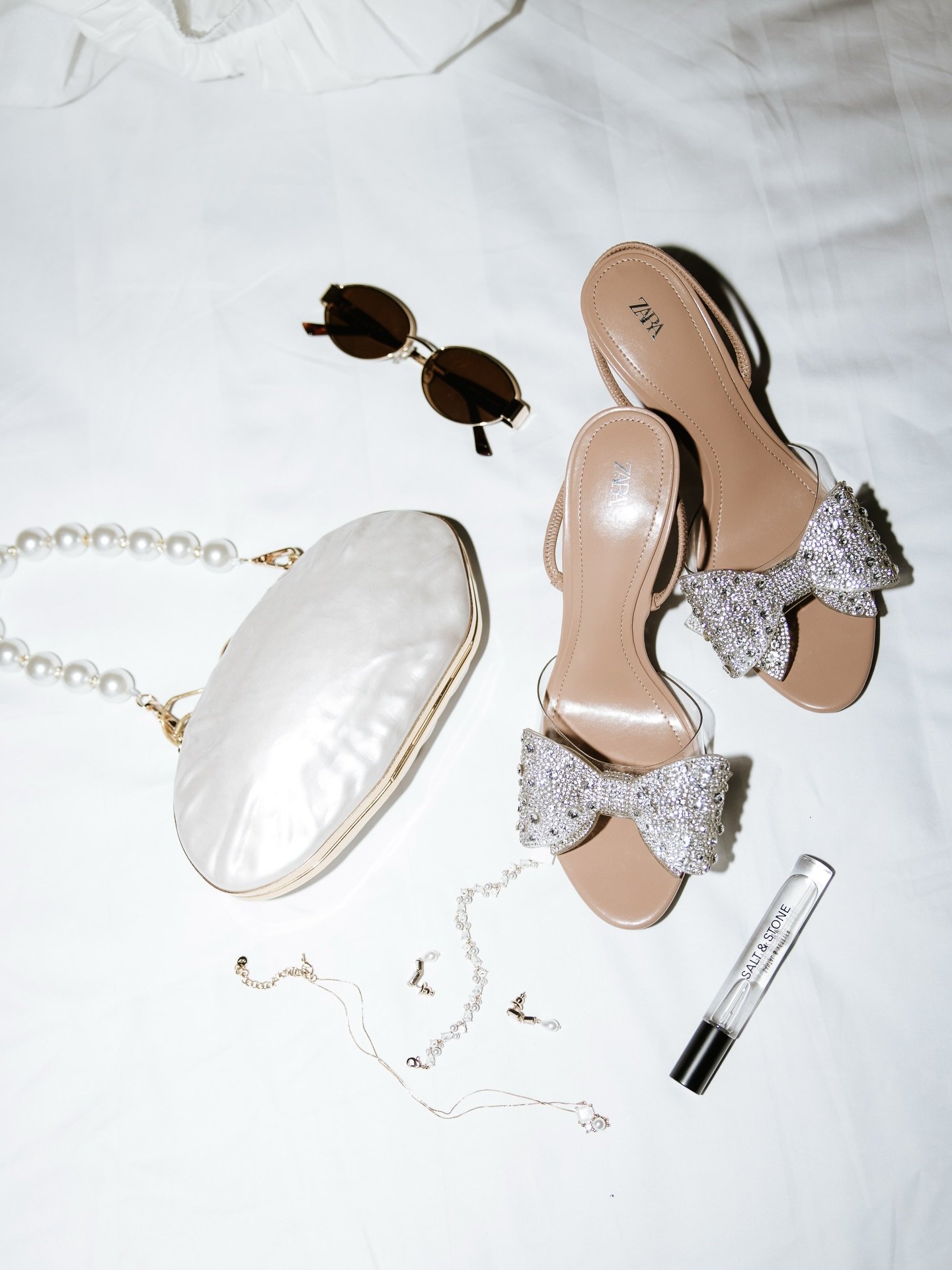 Classic. Chic. Unforgettably Italian. 
Can you feel the Tuscan atmosphere?

#weddingintuscany #tuscanyweddingphotographer #voguewedding #italyweddingphotographer #luxuryweddingphotographer