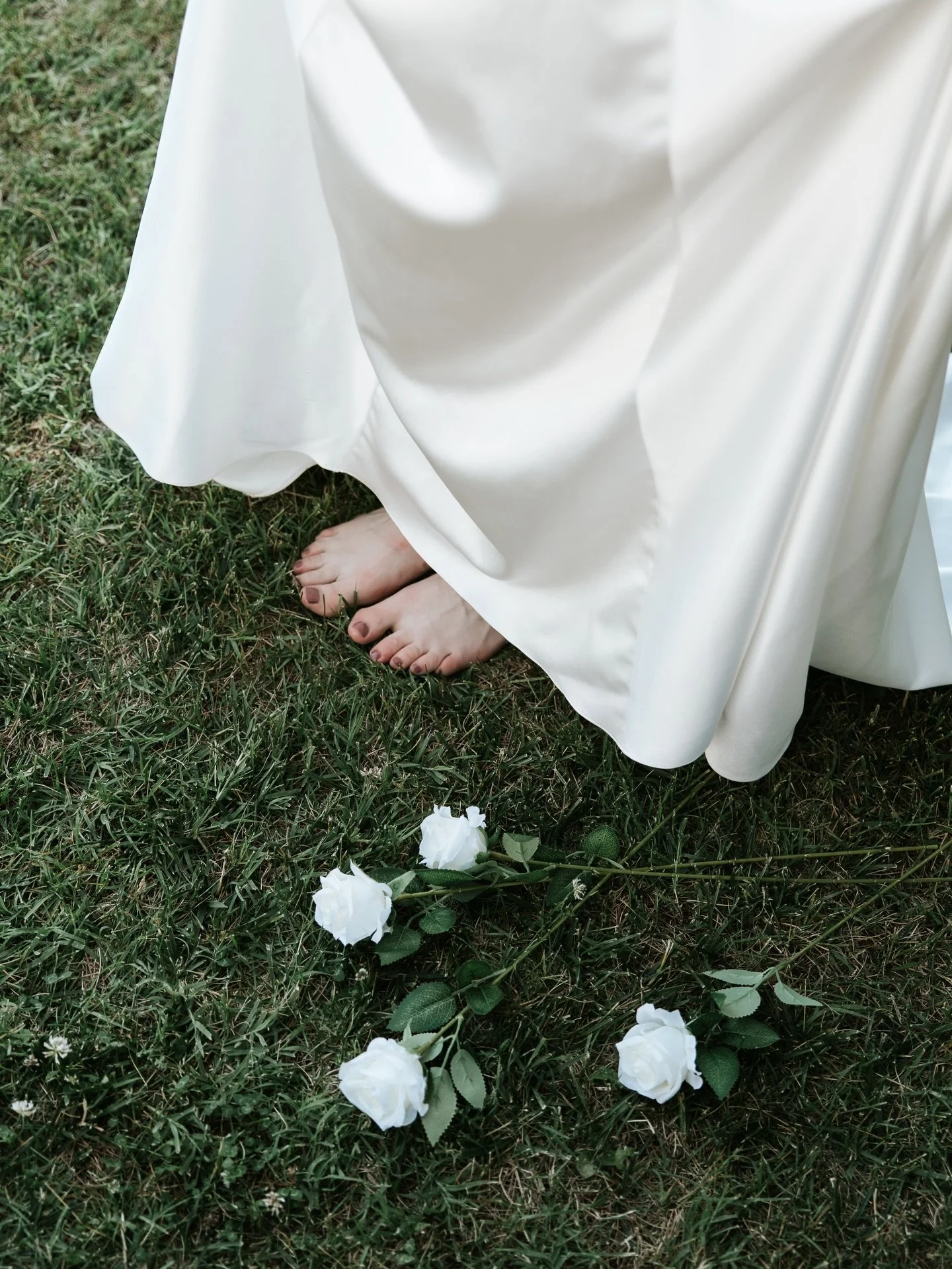 Things I&rsquo;ve learned from my recent weddings: the most beautiful frames aren&rsquo;t posed, they are found in the quiet exhales, the messy laughter, and the way the Italian light hits everything. 
It&rsquo;s about the feeling, not just the photo