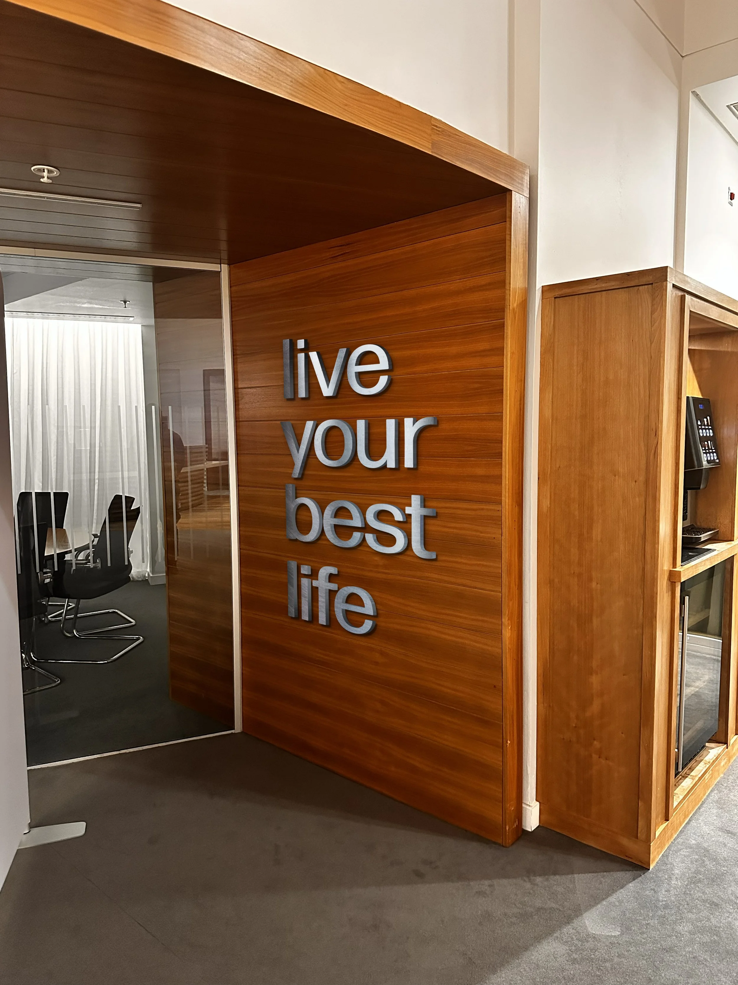 Visitors entrance damaged wall_v1.jpg