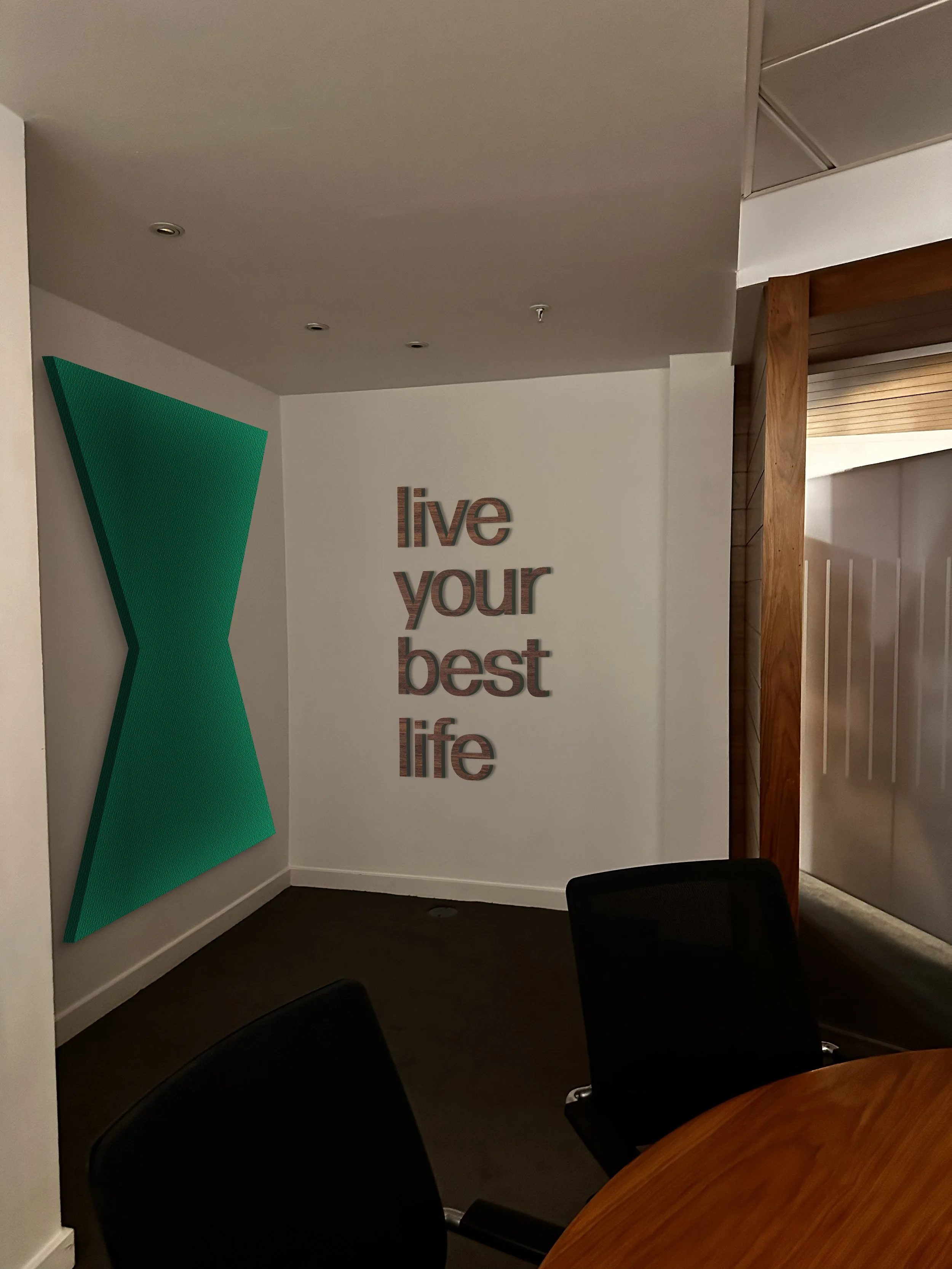 Visitors entrance right office_corner_v1.jpg