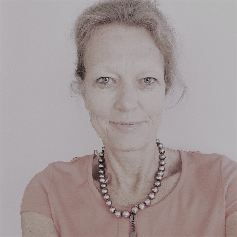 photo Liz B&W(2).jpg