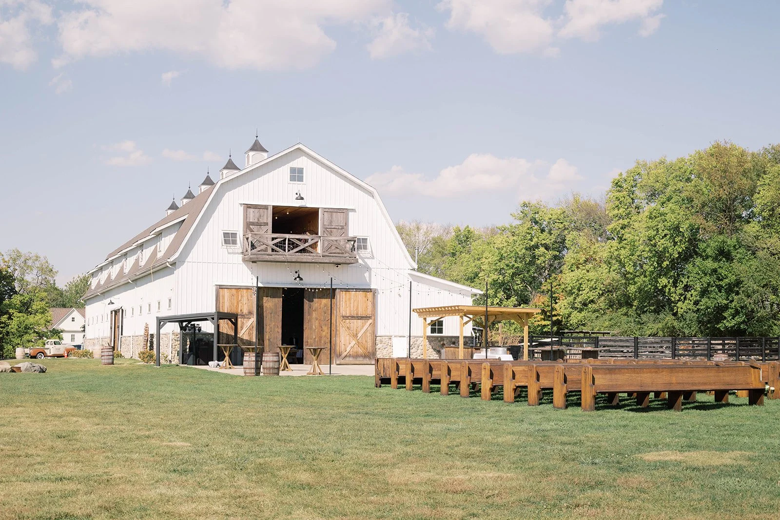 _barn and pews.jpg