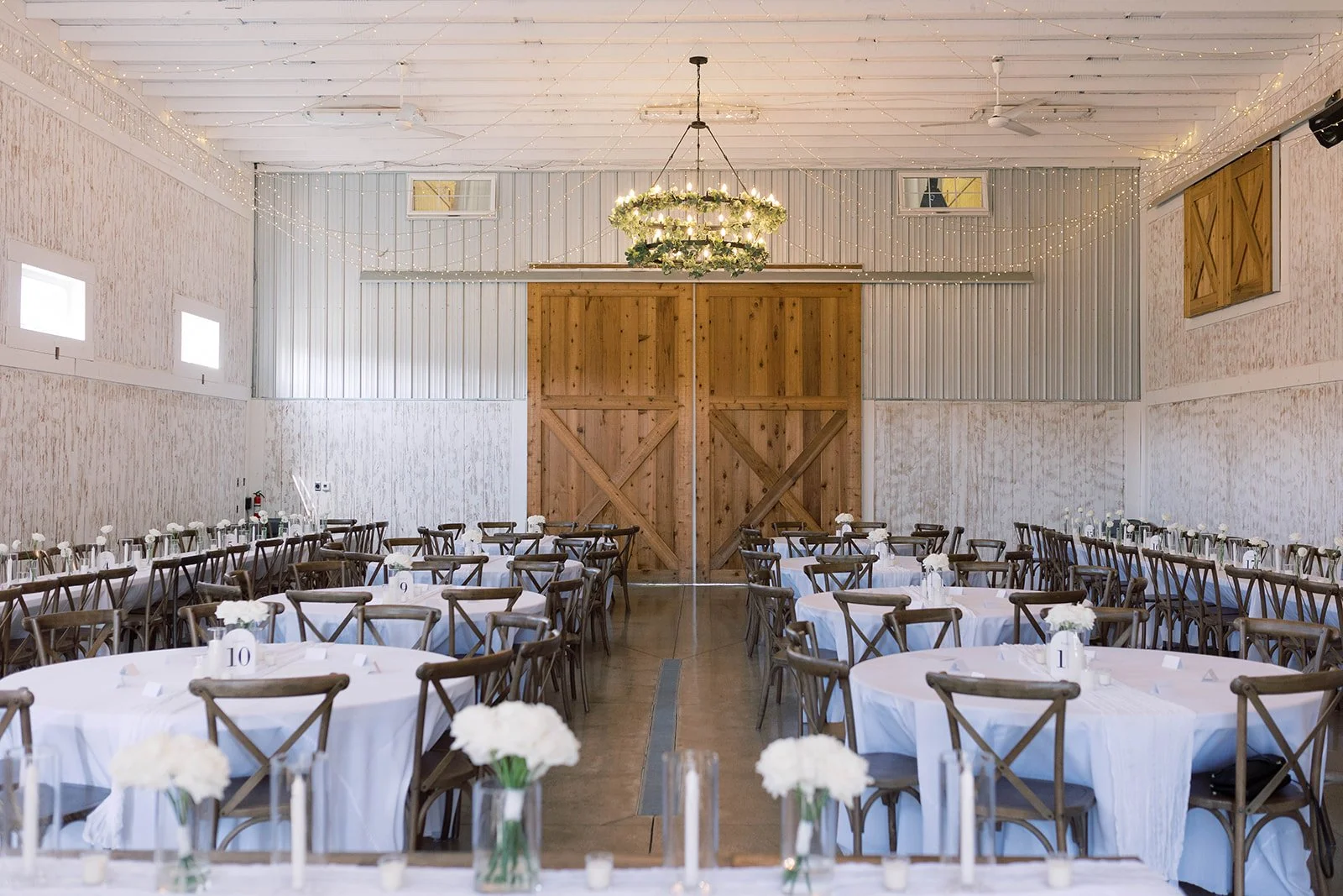 _reception space round and rectangle tables.jpg