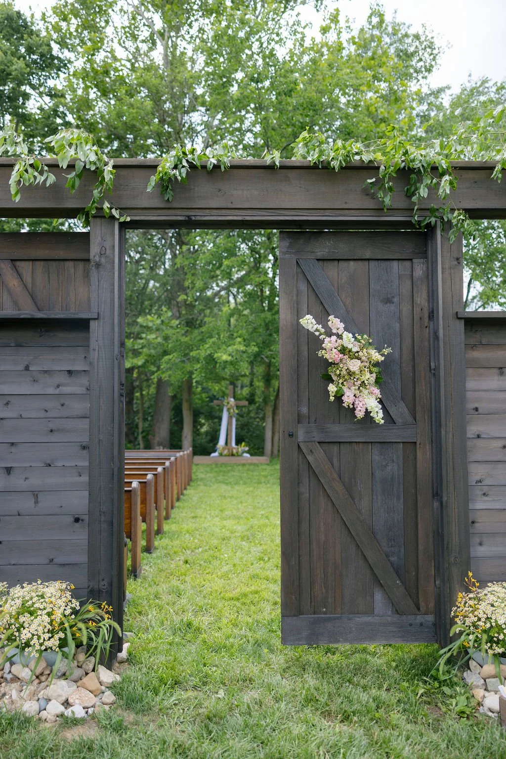wood wall floral.jpg