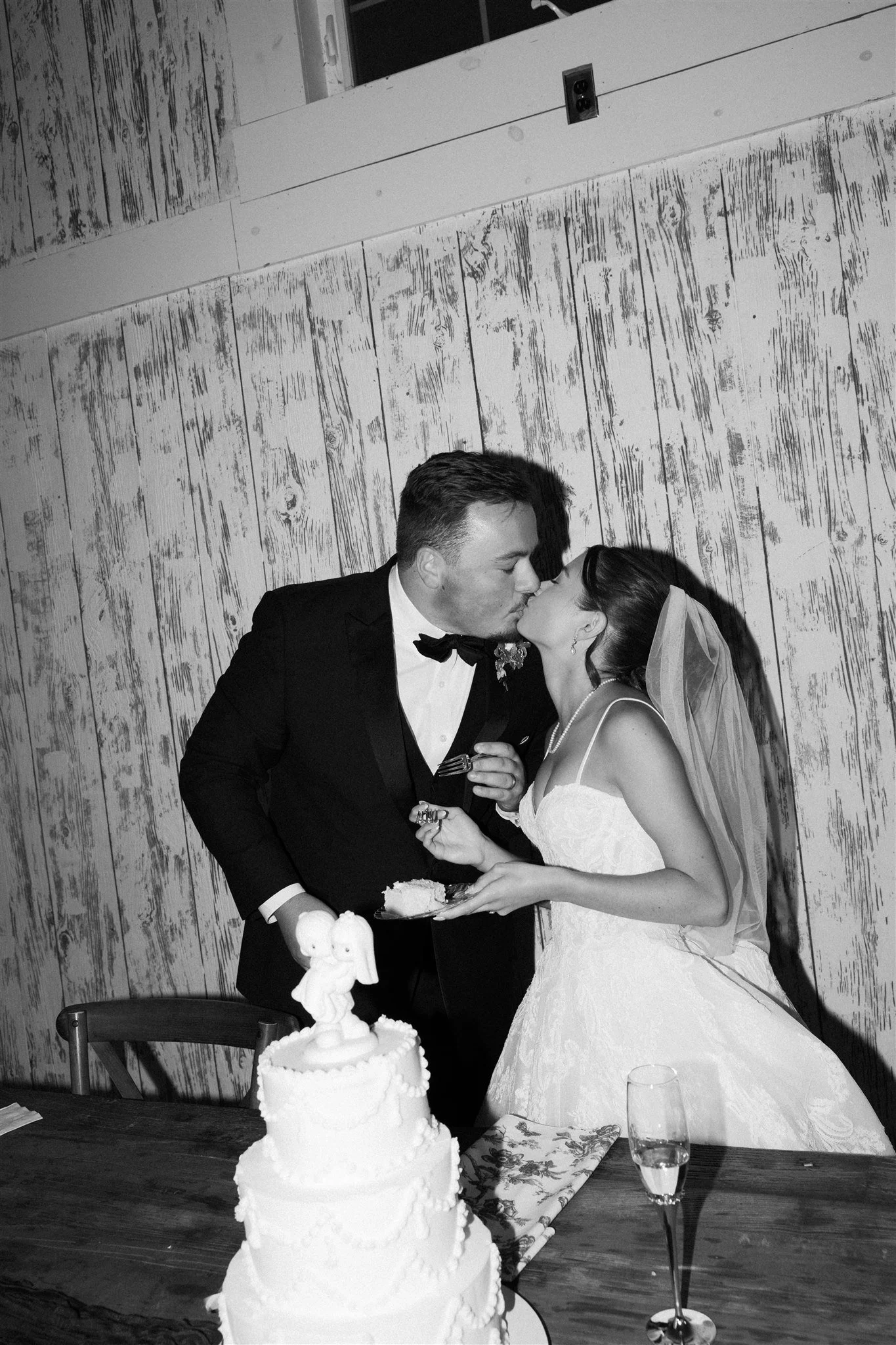 Brucks Cake Kiss.jpg